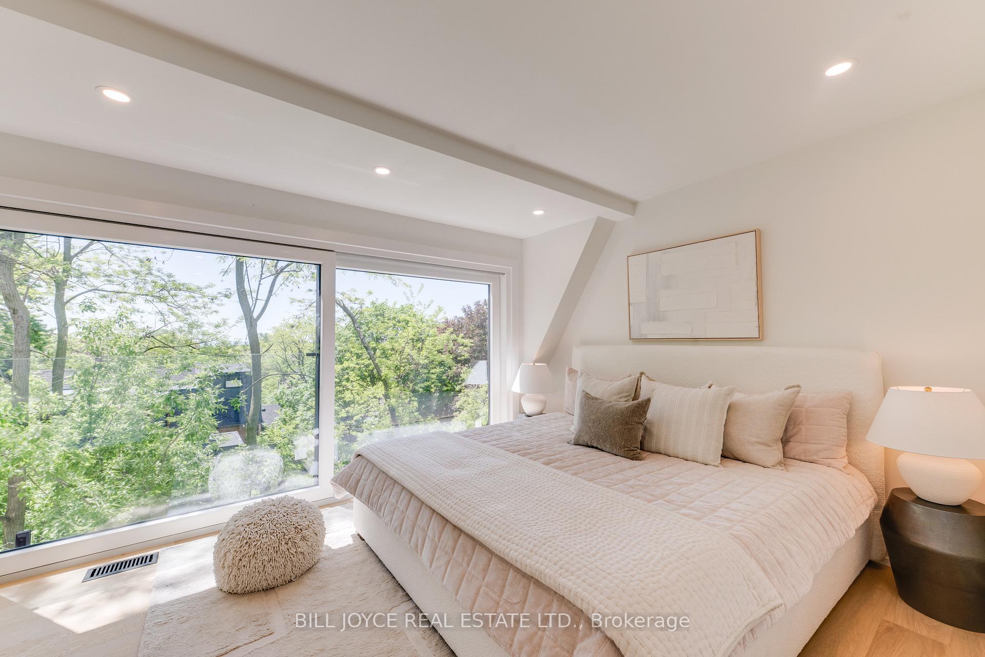 Photo 30 of 350 Lee Avenue, Toronto, The Beaches — HOMEH