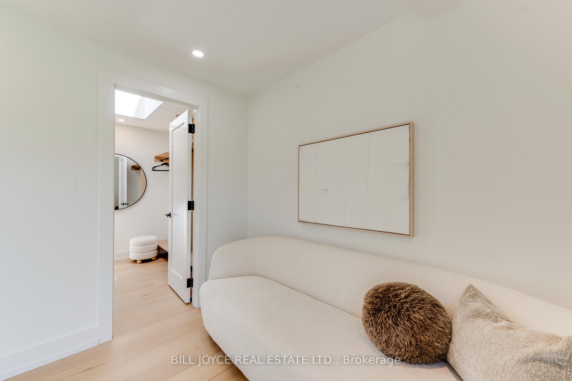 Photo 32 of 350 Lee Avenue, Toronto, The Beaches — HOMEH