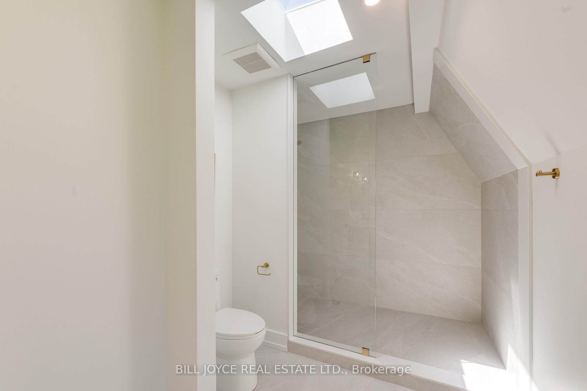 Photo 36 of 350 Lee Avenue, Toronto, The Beaches — HOMEH