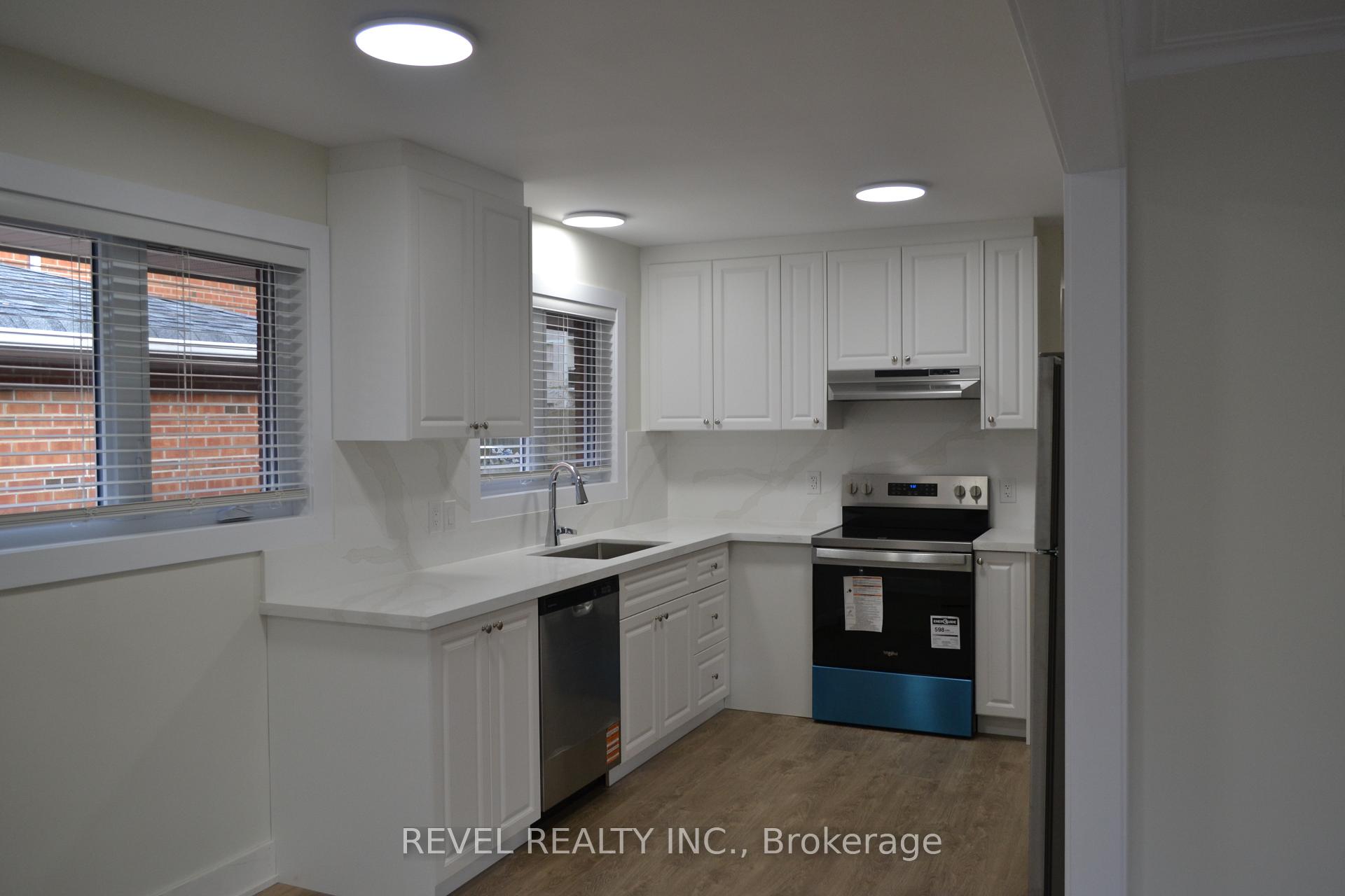 Photo 2 of 15 Cedar Brae Boulevard, Scarborough, Eglinton East — HOMEH