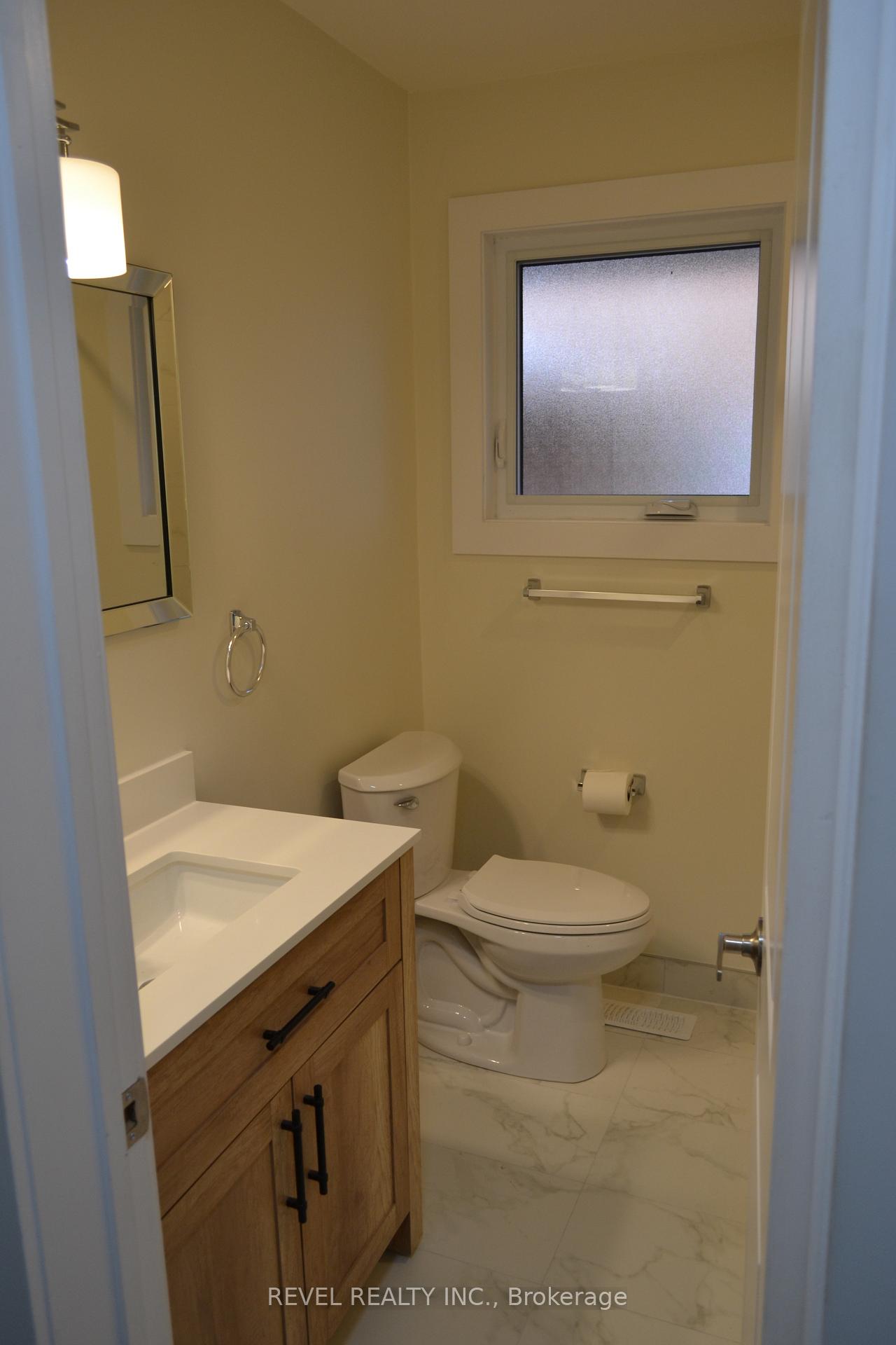 Photo 9 of 15 Cedar Brae Boulevard, Scarborough, Eglinton East — HOMEH