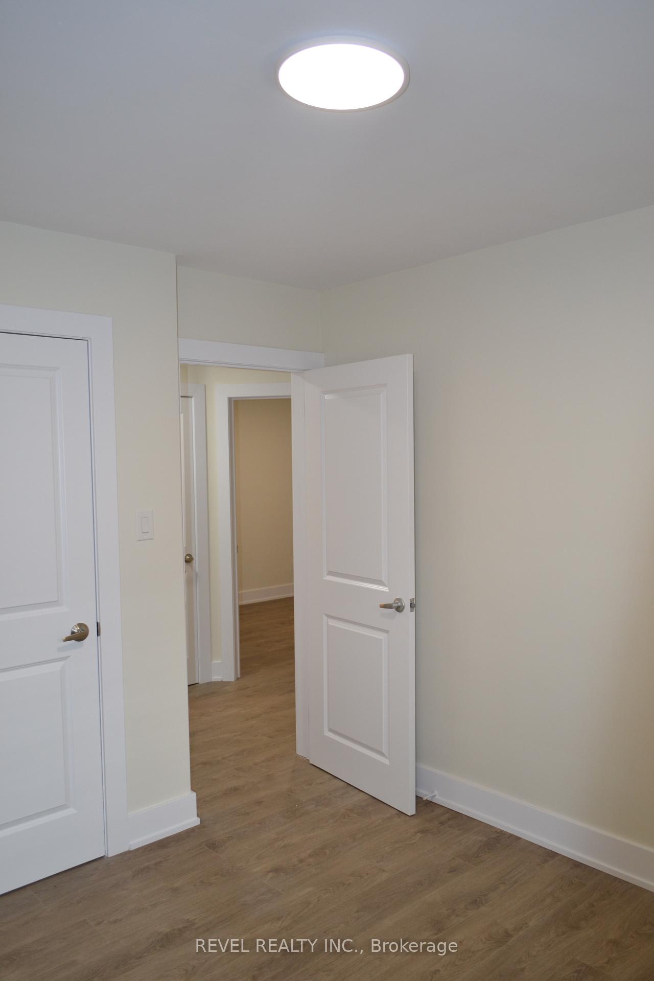 Photo 17 of 15 Cedar Brae Boulevard, Scarborough, Eglinton East — HOMEH