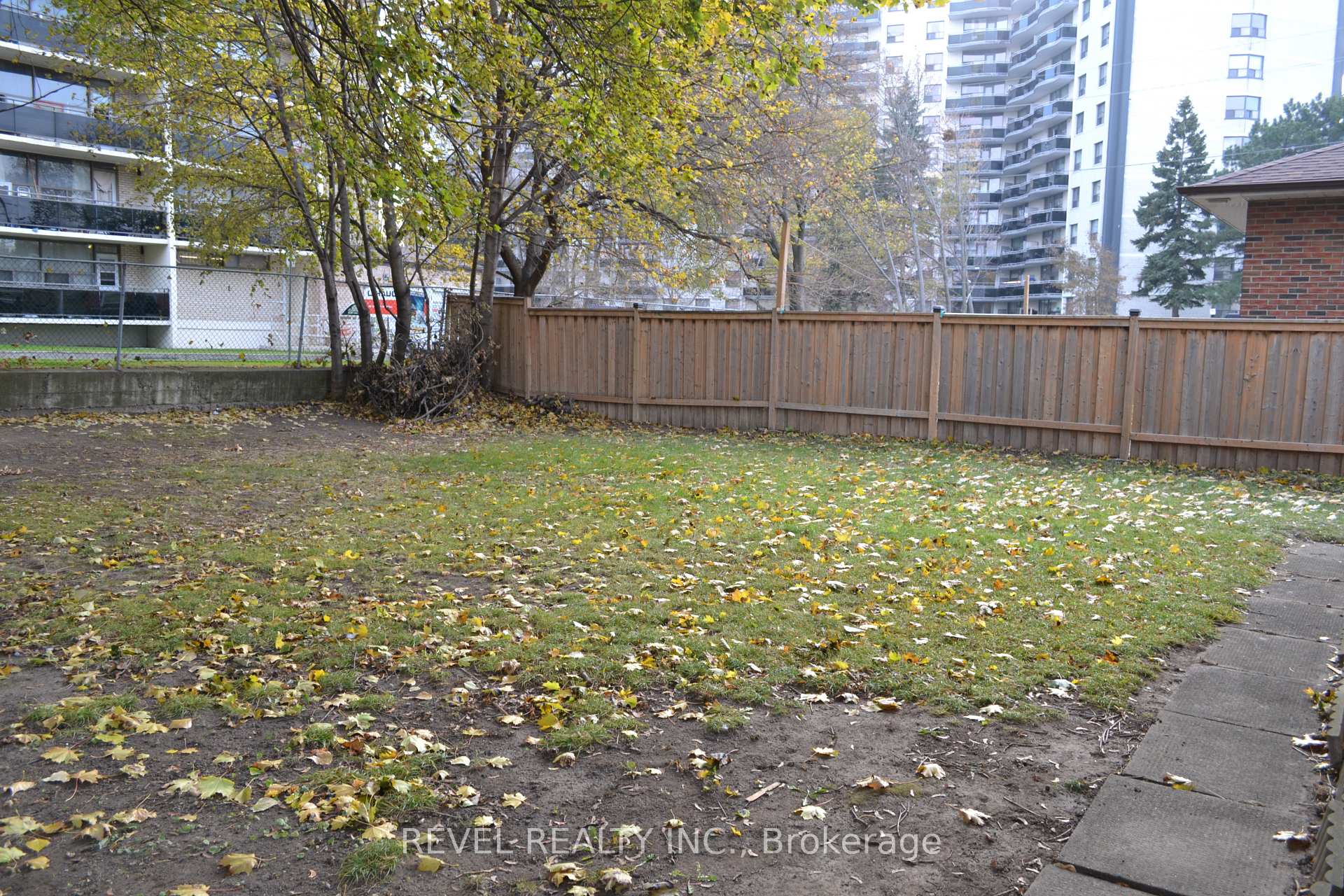 Photo 24 of 15 Cedar Brae Boulevard, Scarborough, Eglinton East — HOMEH