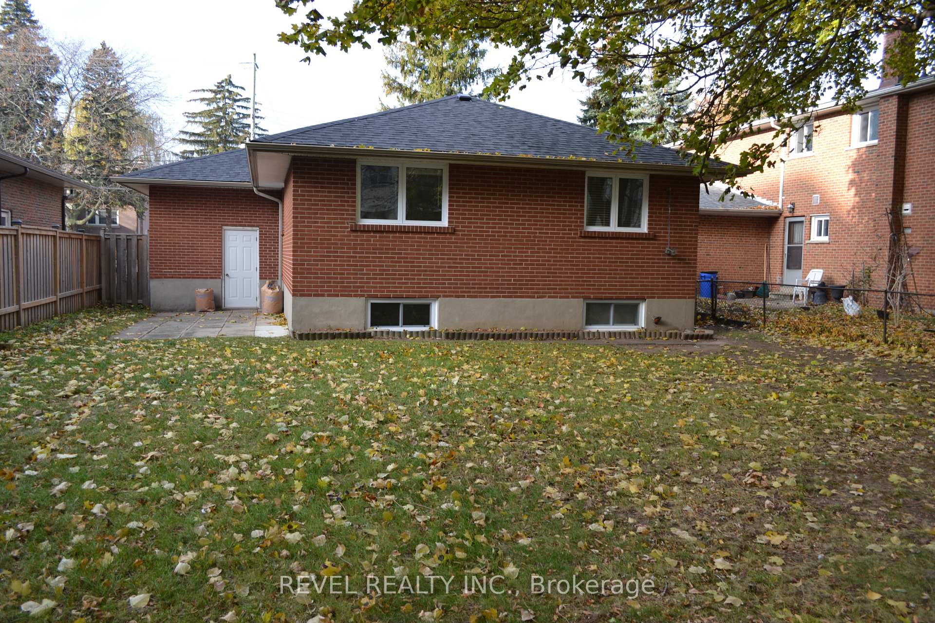 Photo 26 of 15 Cedar Brae Boulevard, Scarborough, Eglinton East — HOMEH