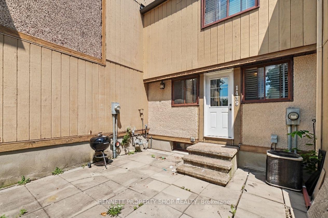 Photo 13 of 1439 Bethamy Lane, Ottawa, Beacon Hill South — HOMEH