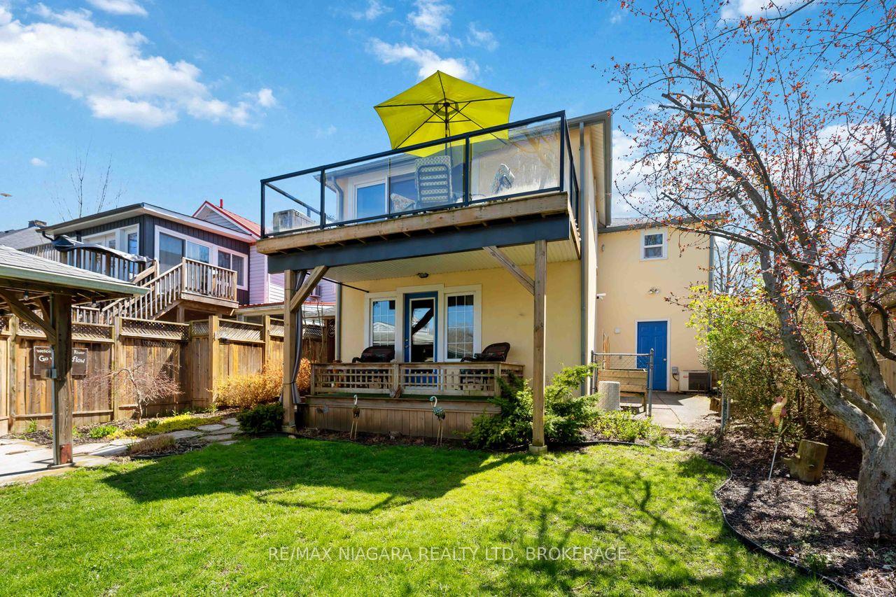 Photo 3 of 70 Riverside Drive, Welland, Broadway — HOMEH