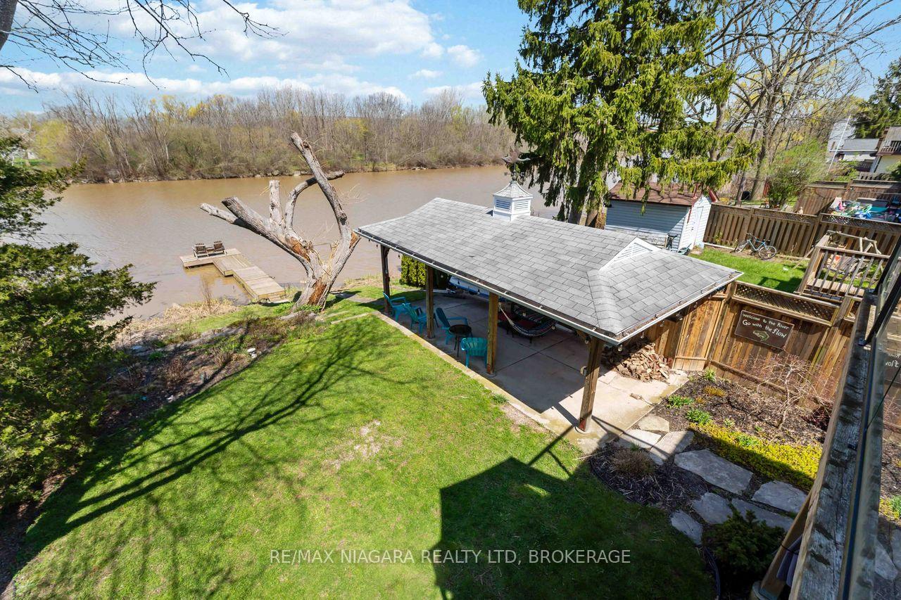 Photo 16 of 70 Riverside Drive, Welland, Broadway — HOMEH