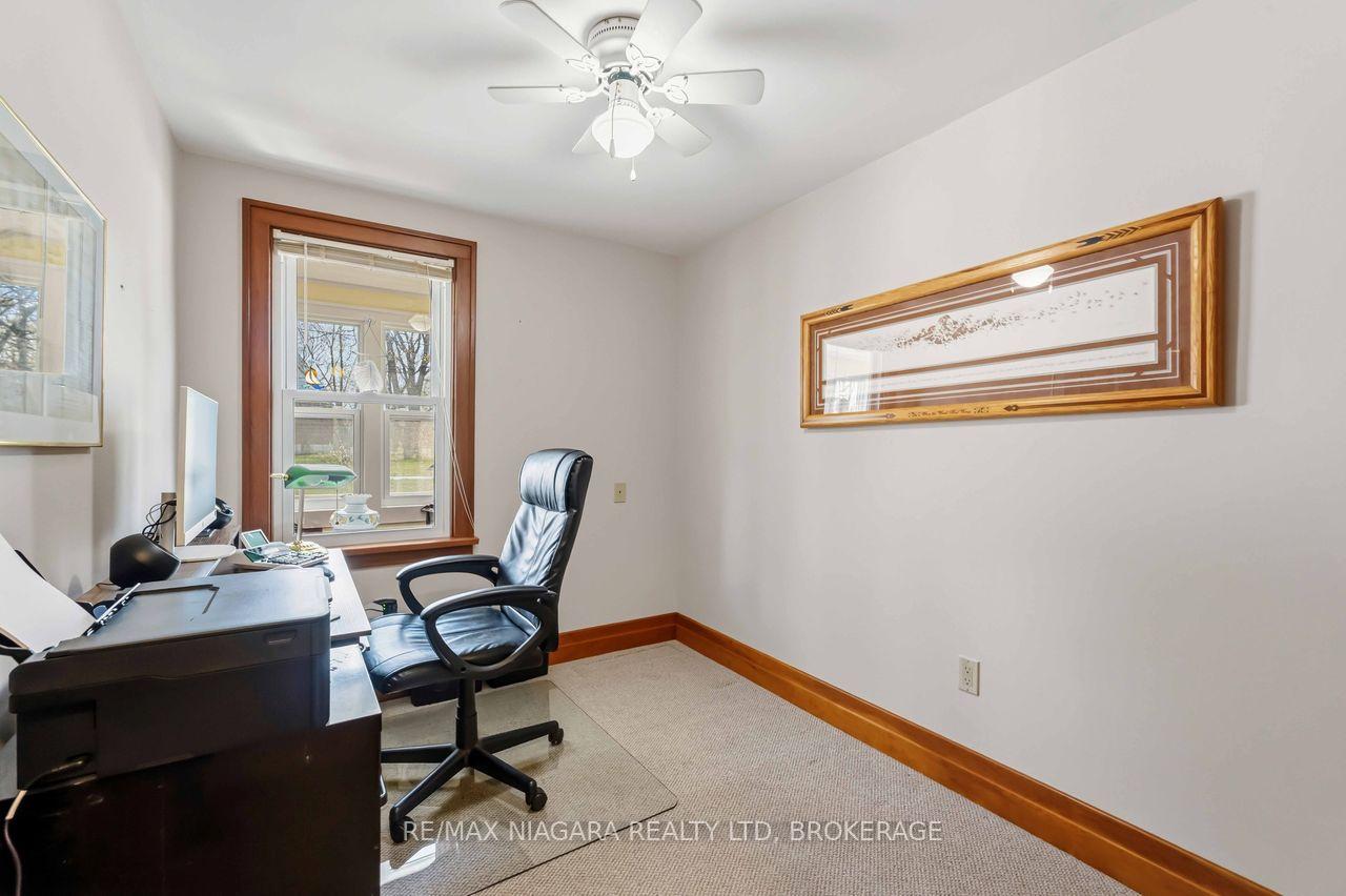 Photo 35 of 70 Riverside Drive, Welland, Broadway — HOMEH