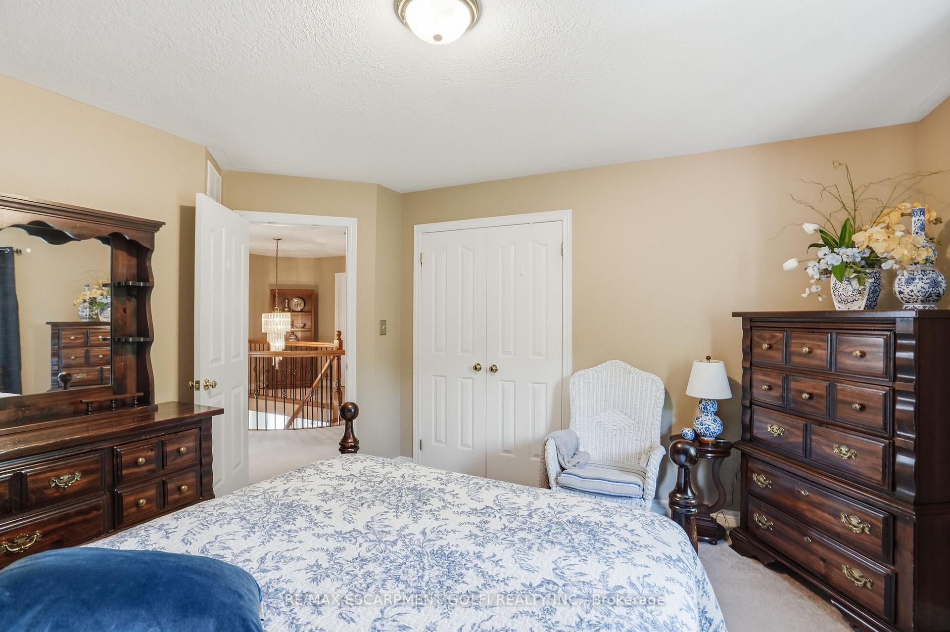 Photo 38 of 26 Shadetree Crescent, Hamilton, Stoney Creek Mountain — HOMEH