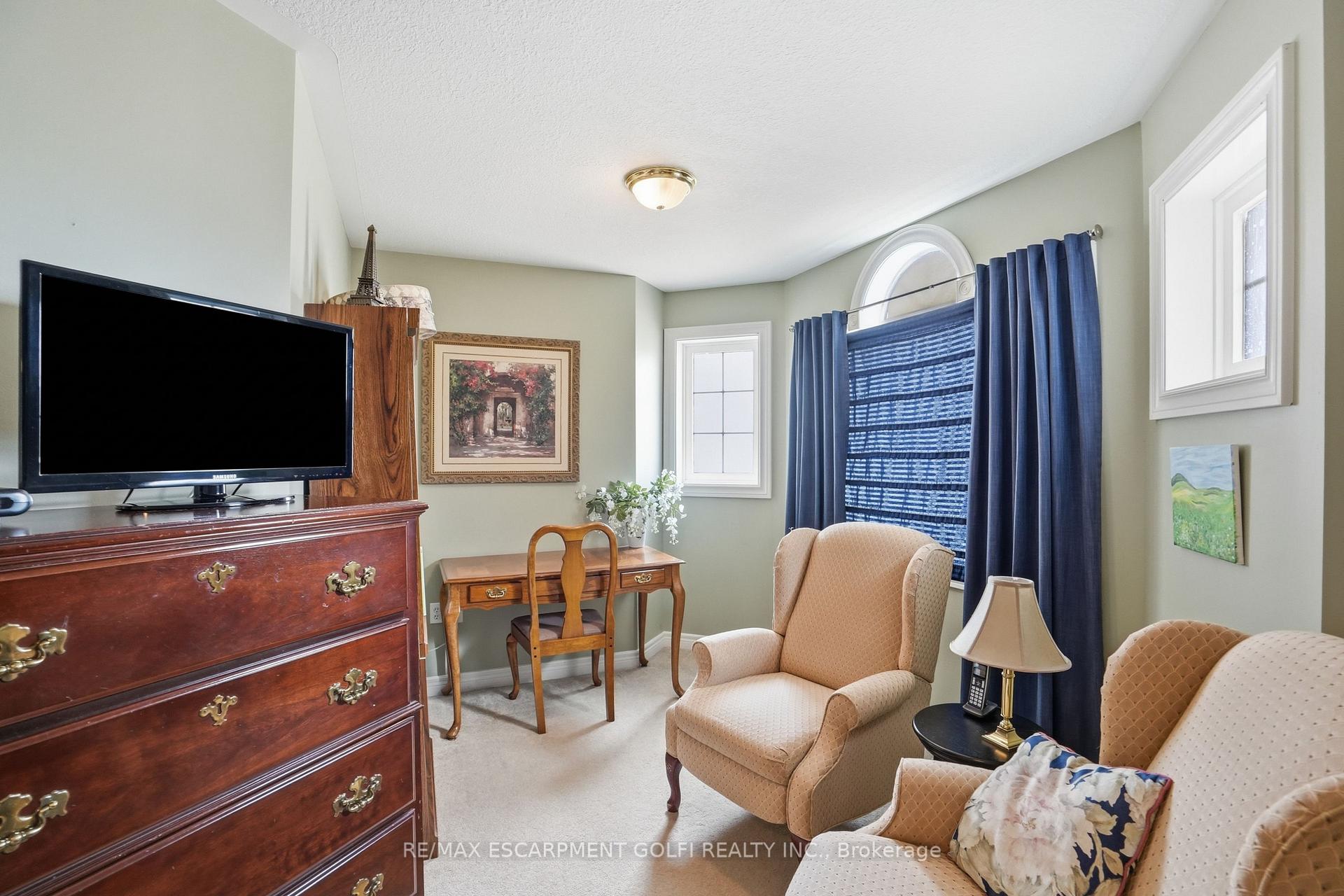 Photo 40 of 26 Shadetree Crescent, Hamilton, Stoney Creek Mountain — HOMEH