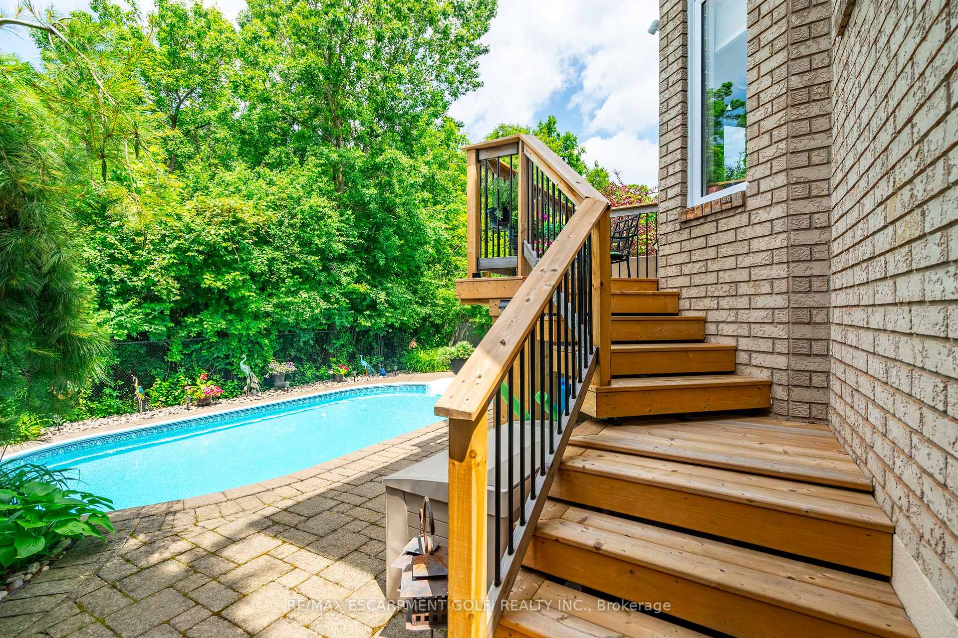 Photo 41 of 26 Shadetree Crescent, Hamilton, Stoney Creek Mountain — HOMEH