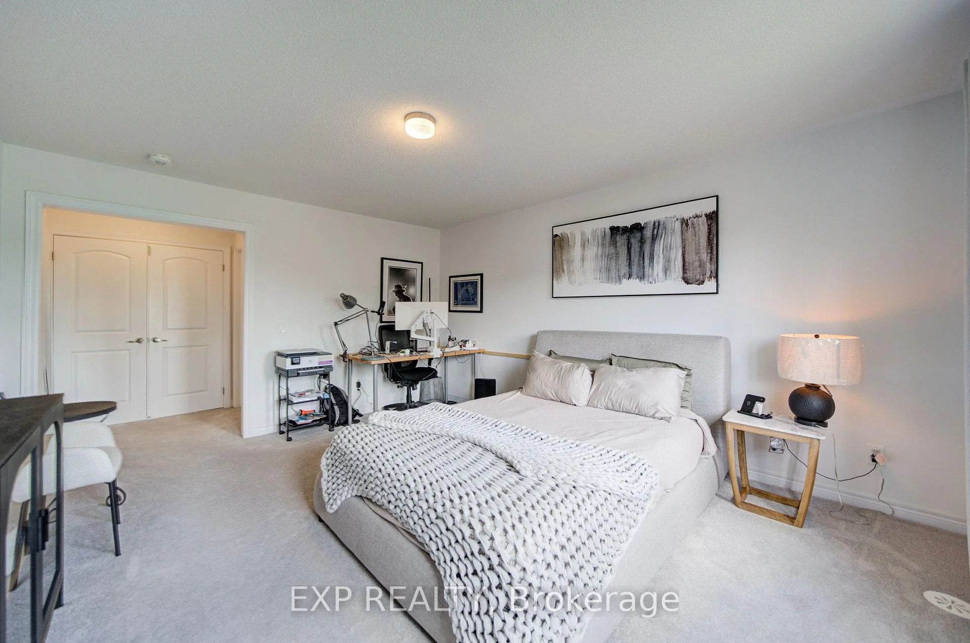 Photo 27 of 29 Sorbara Way, Whitby, Brooklin — HOMEH