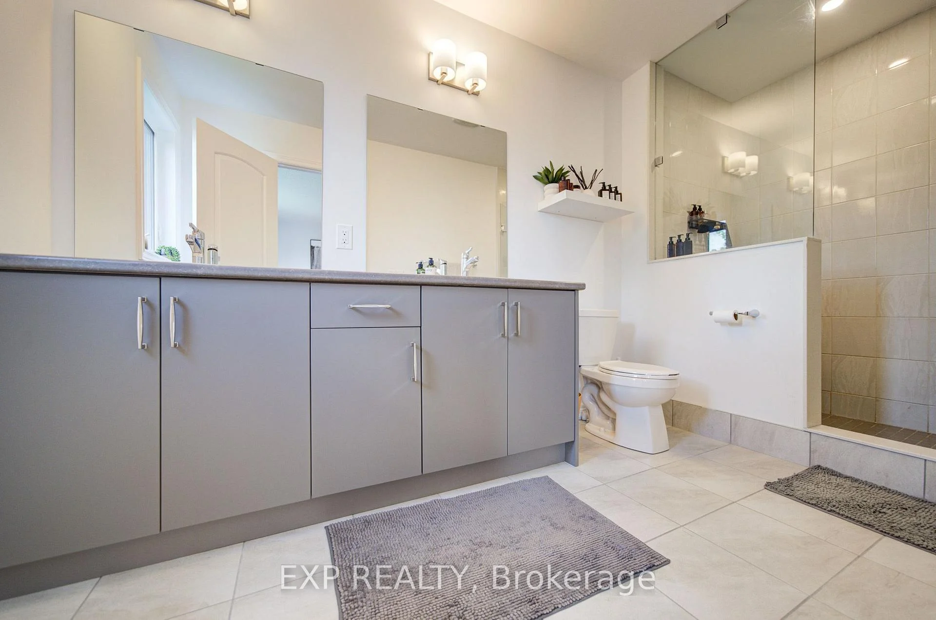 Photo 31 of 29 Sorbara Way, Whitby, Brooklin — HOMEH