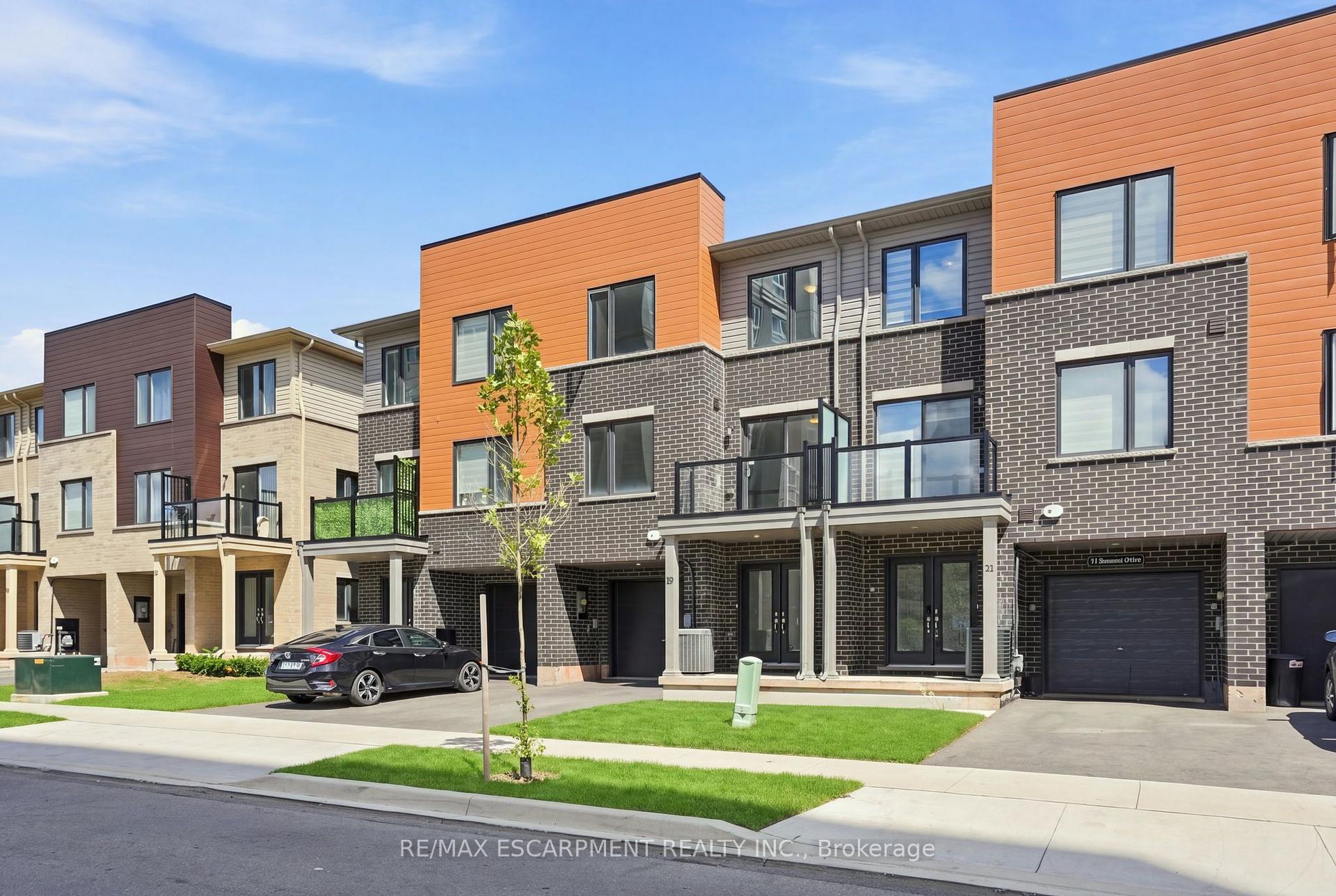 Photo 3 of Unit 119, 19 Roxanne Drive, Hamilton, McQuesten — HOMEH