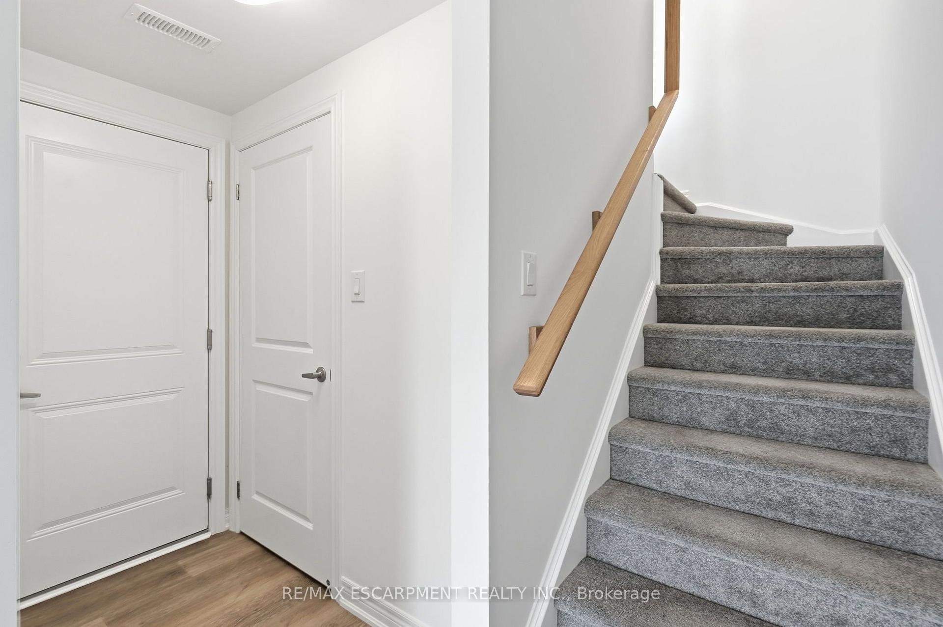 Photo 6 of Unit 119, 19 Roxanne Drive, Hamilton, McQuesten — HOMEH