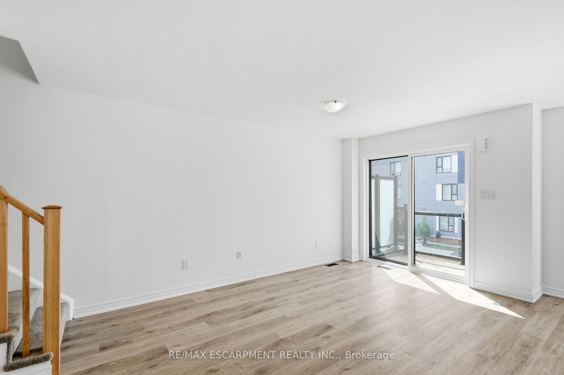 Photo 7 of Unit 119, 19 Roxanne Drive, Hamilton, McQuesten — HOMEH