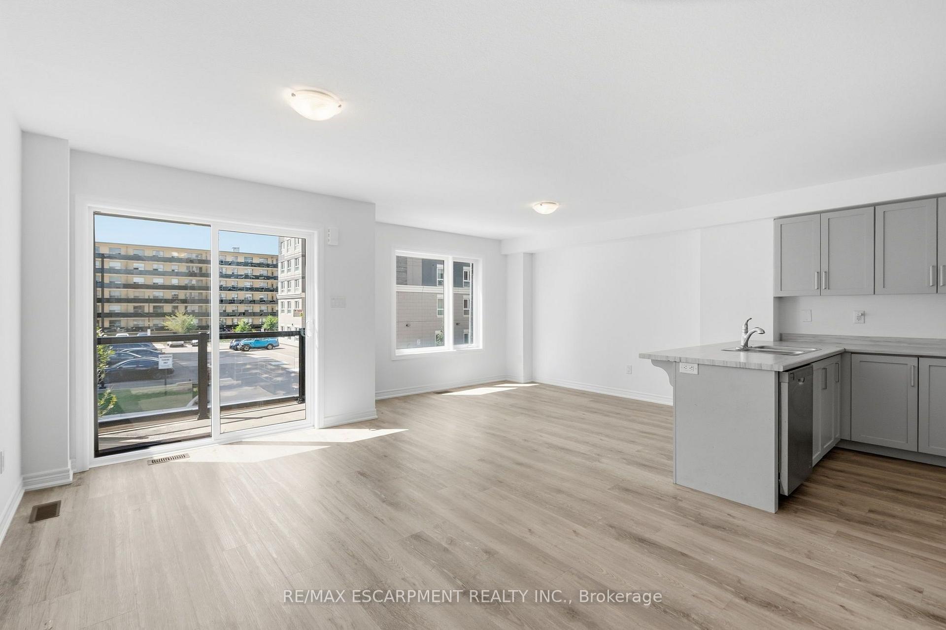 Photo 9 of Unit 119, 19 Roxanne Drive, Hamilton, McQuesten — HOMEH