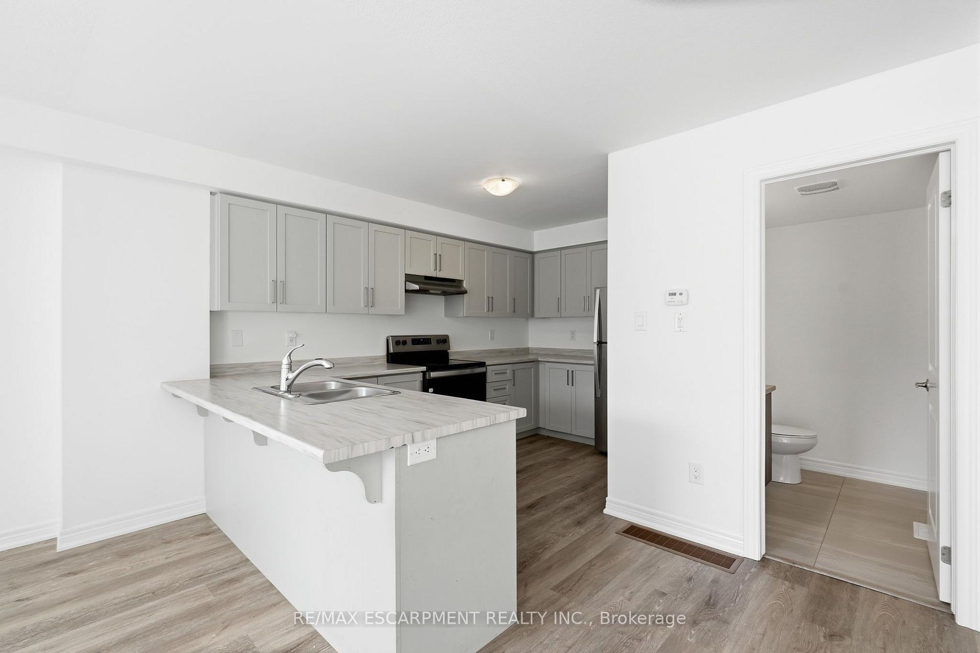 Photo 14 of Unit 119, 19 Roxanne Drive, Hamilton, McQuesten — HOMEH
