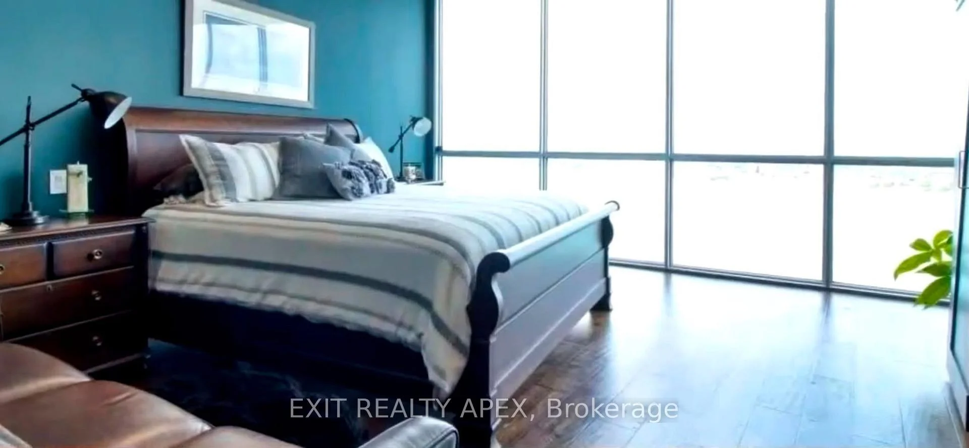 Photo 4 of Unit 1602, 1225 Riverside Drive, Windsor — HOMEH
