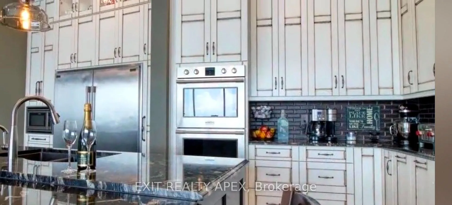 Photo 8 of Unit 1602, 1225 Riverside Drive, Windsor — HOMEH