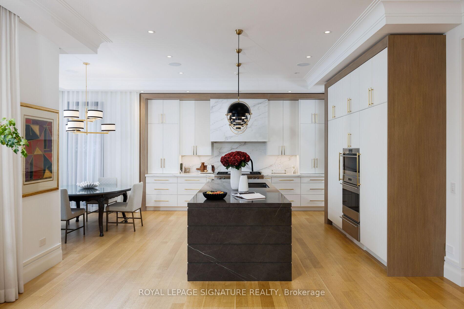 Photo 19 of 207 Strathallan Boulevard, Toronto, Lawrence Park South — HOMEH