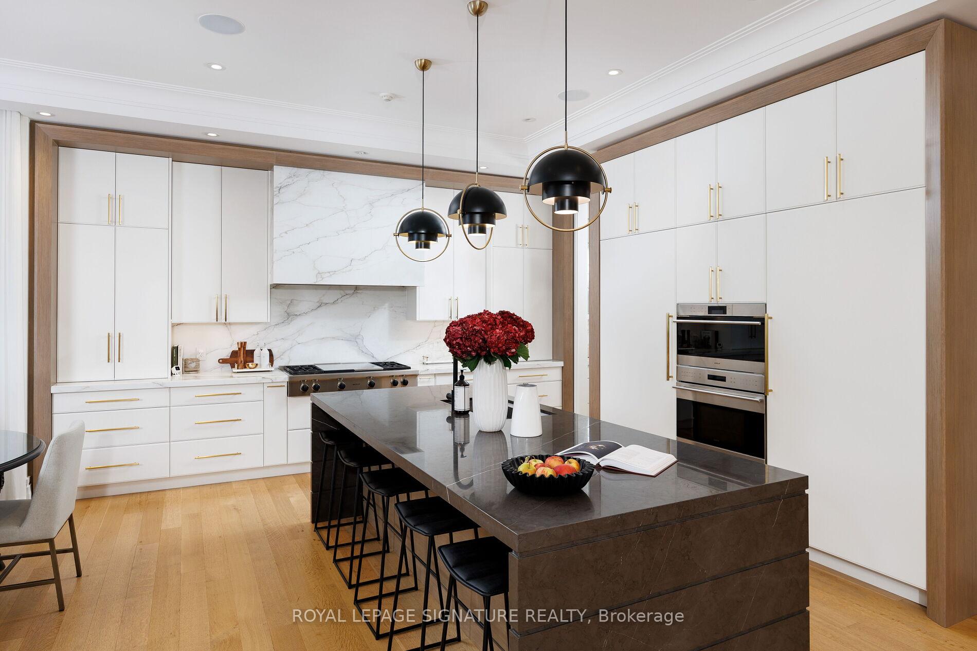 Photo 20 of 207 Strathallan Boulevard, Toronto, Lawrence Park South — HOMEH