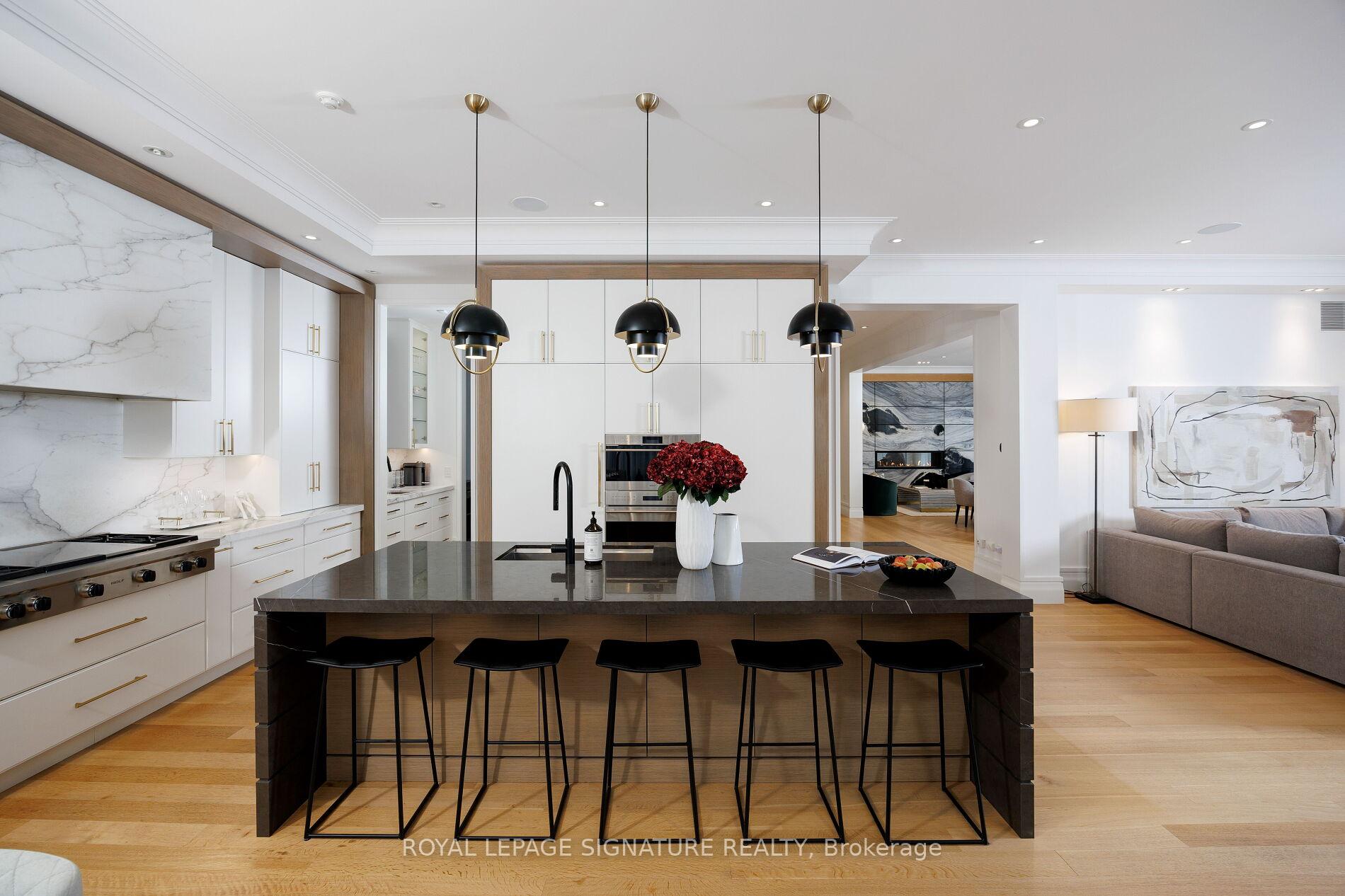 Photo 21 of 207 Strathallan Boulevard, Toronto, Lawrence Park South — HOMEH