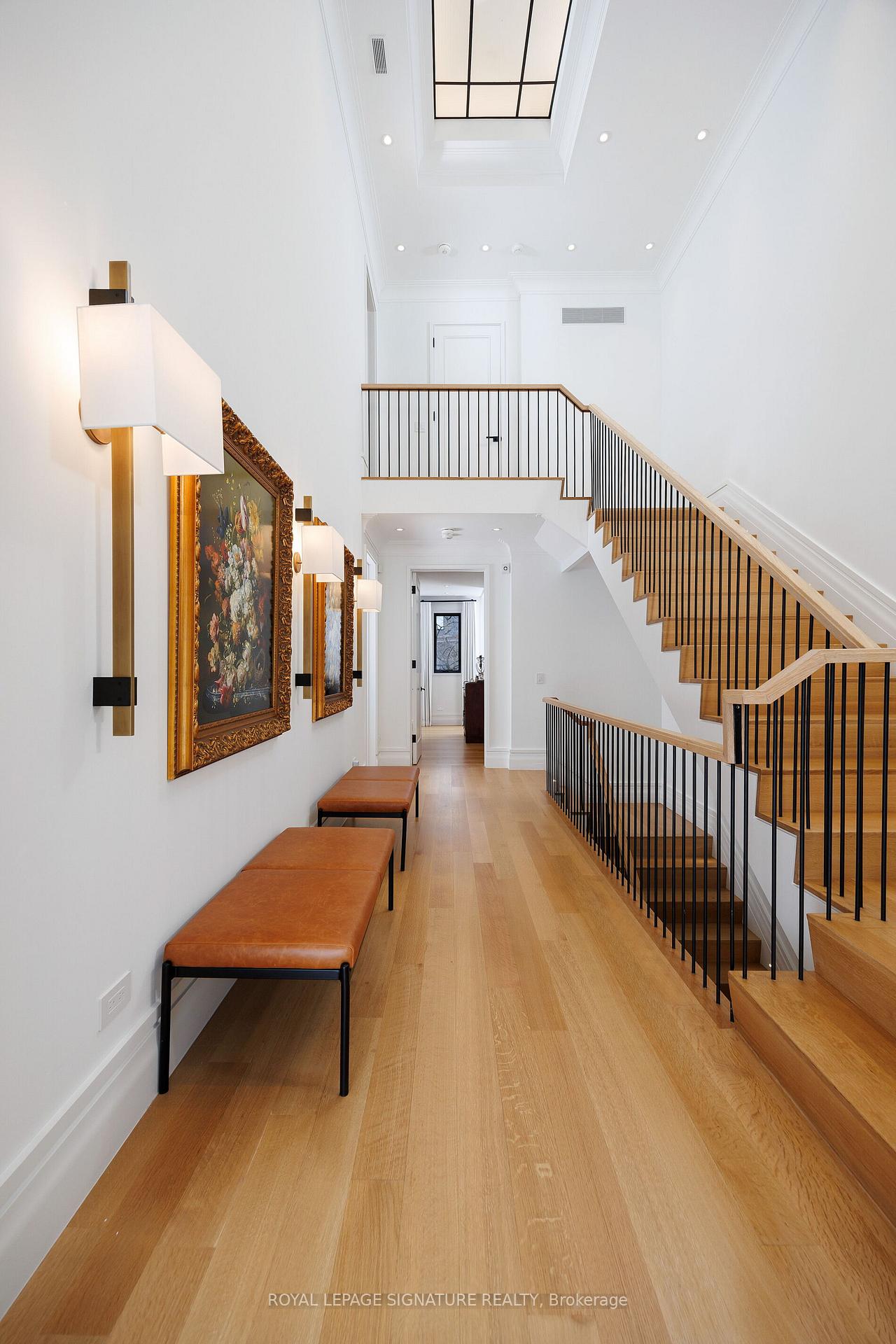 Photo 26 of 207 Strathallan Boulevard, Toronto, Lawrence Park South — HOMEH