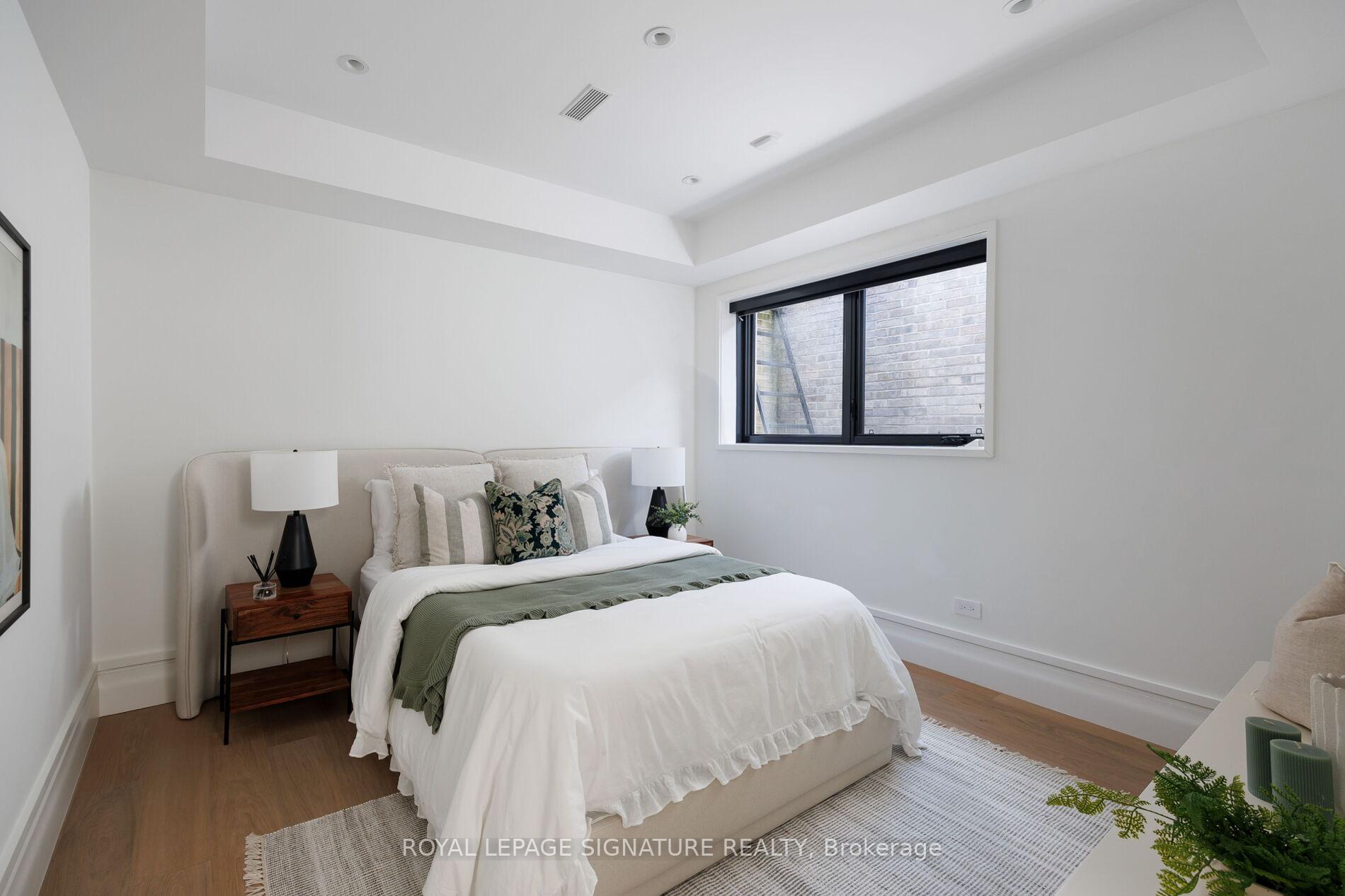 Photo 44 of 207 Strathallan Boulevard, Toronto, Lawrence Park South — HOMEH