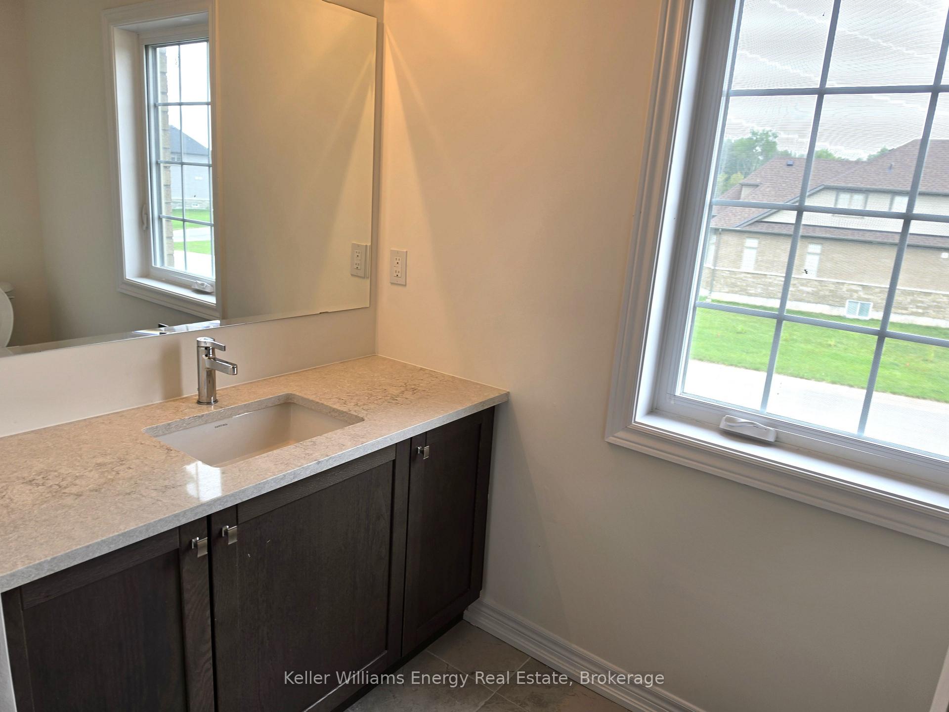Photo 13 of 2 Blue Heron Court, Quinte West, Murray Ward — HOMEH