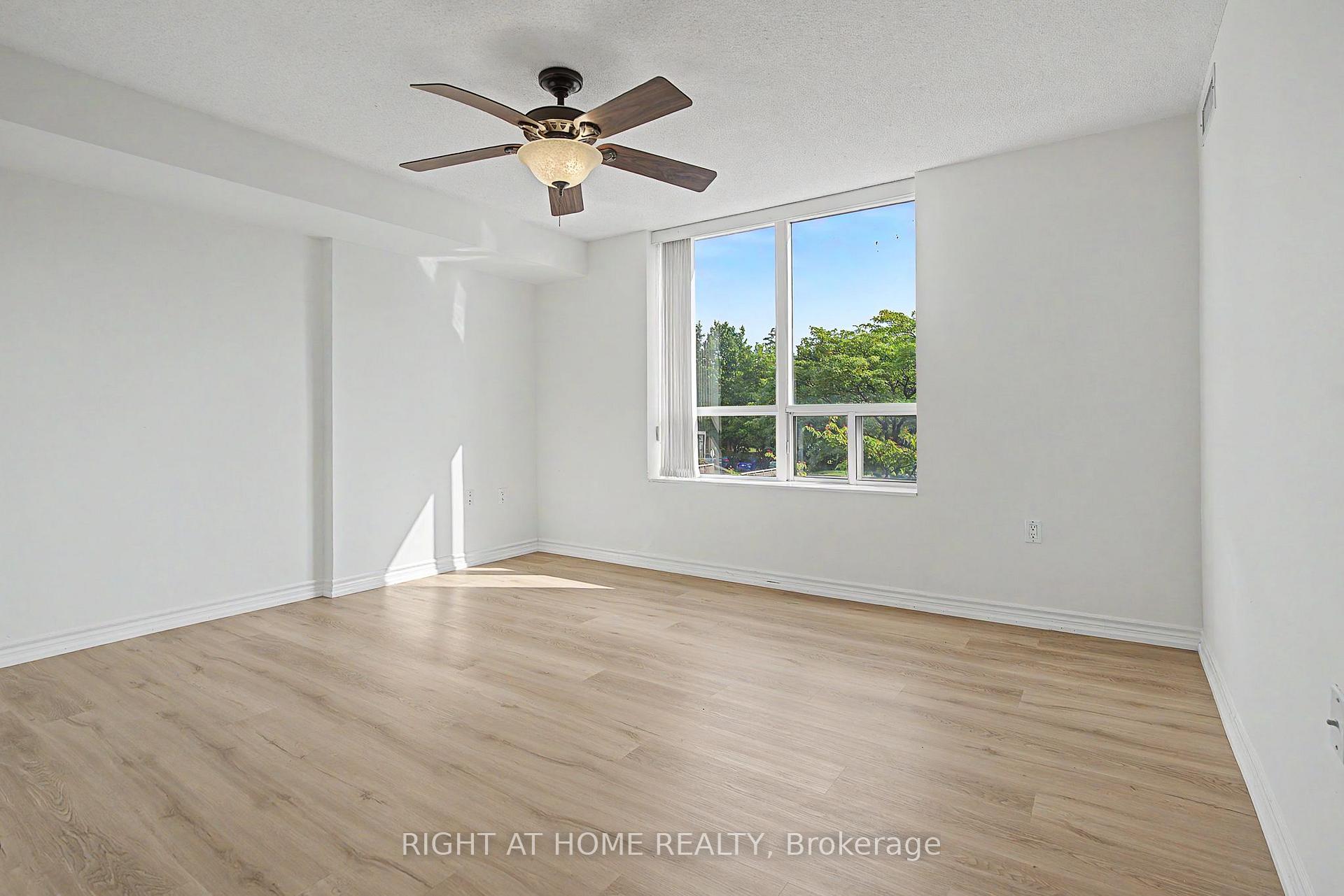 Photo 21 of Unit 1213, 100 Burloak Drive, Burlington, Bronte Creek — HOMEH