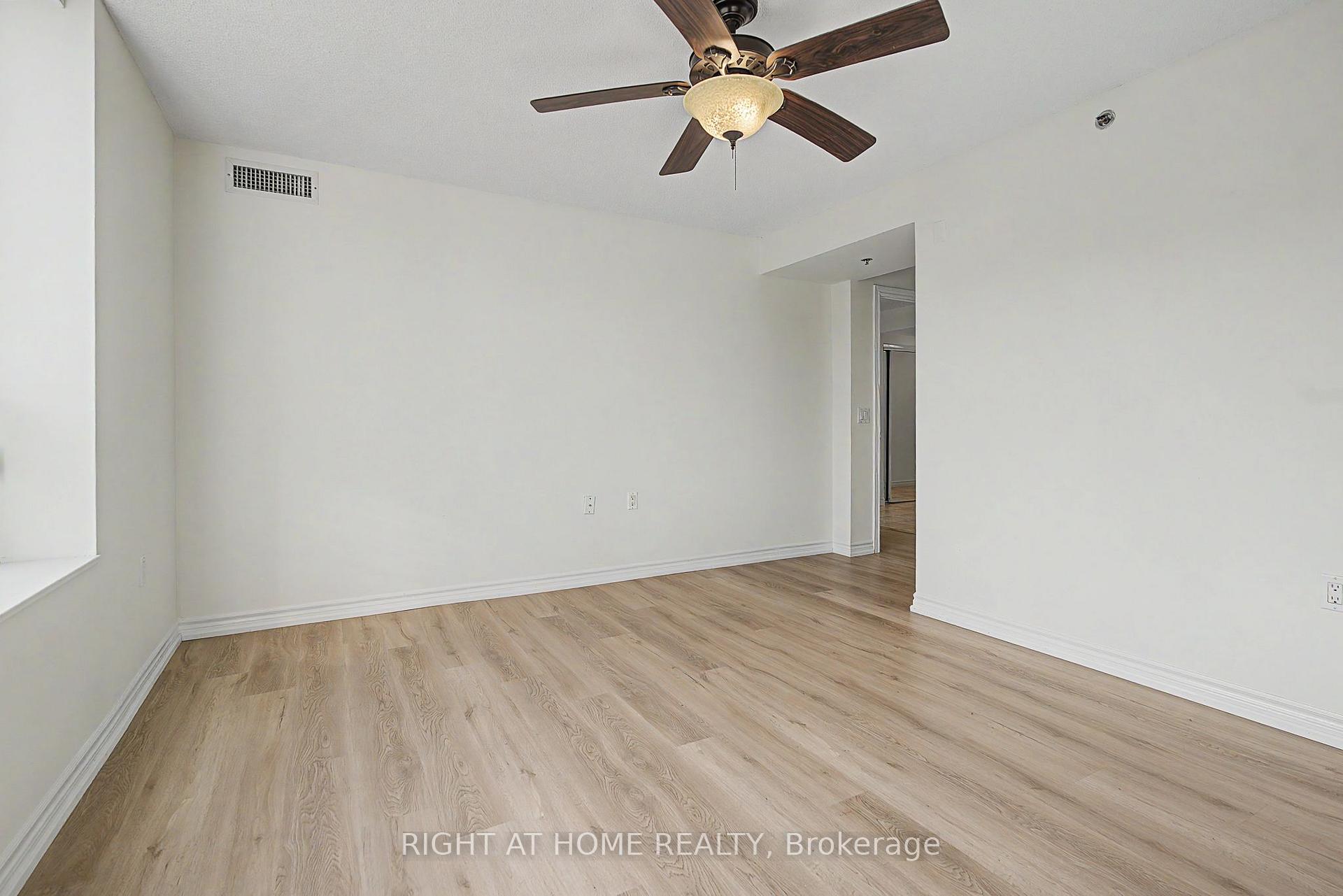 Photo 22 of Unit 1213, 100 Burloak Drive, Burlington, Bronte Creek — HOMEH