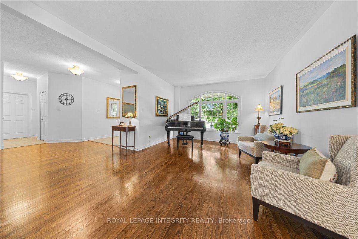 Photo 7 of 40 Bon Echo Crescent, Ottawa, Kanata - Bridlewood — HOMEH