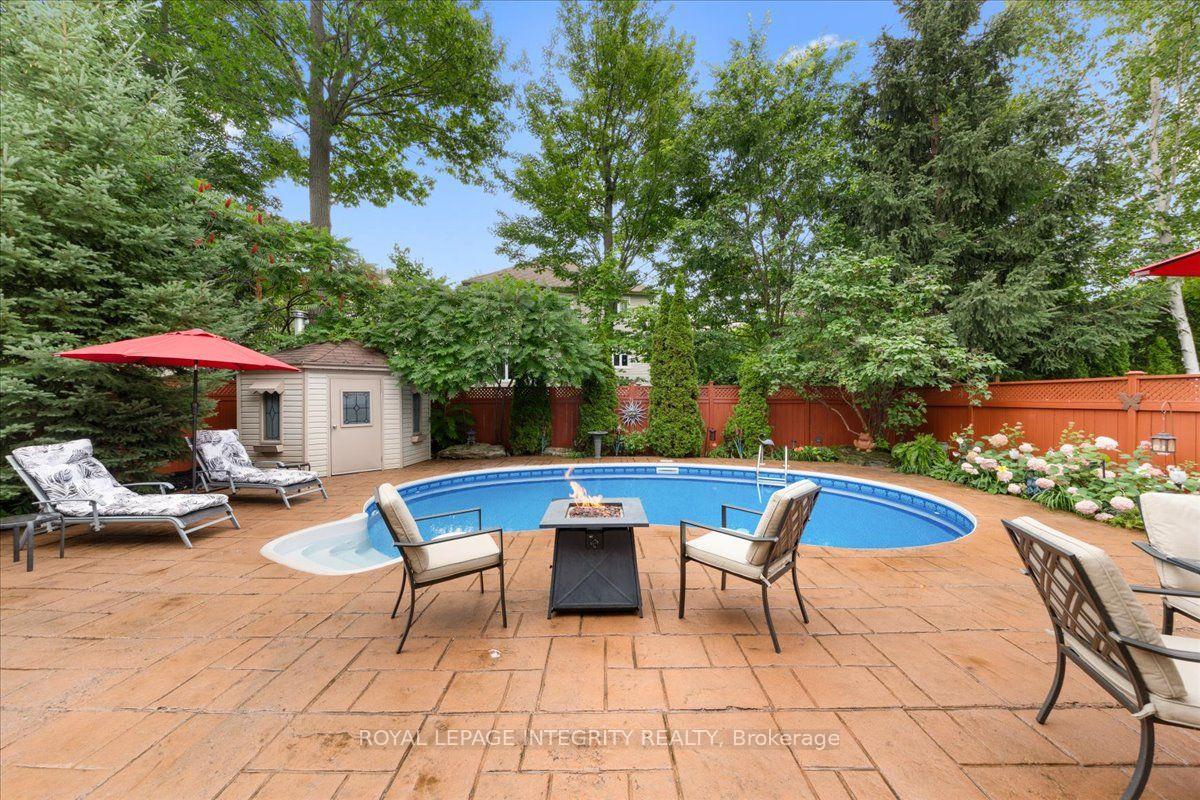 Photo 53 of 40 Bon Echo Crescent, Ottawa, Kanata - Bridlewood — HOMEH