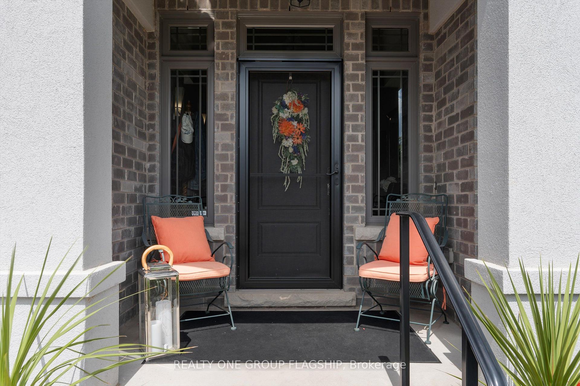 Photo 4 of 104 Berwick Trail, Welland, Hwy 406/Welland — HOMEH
