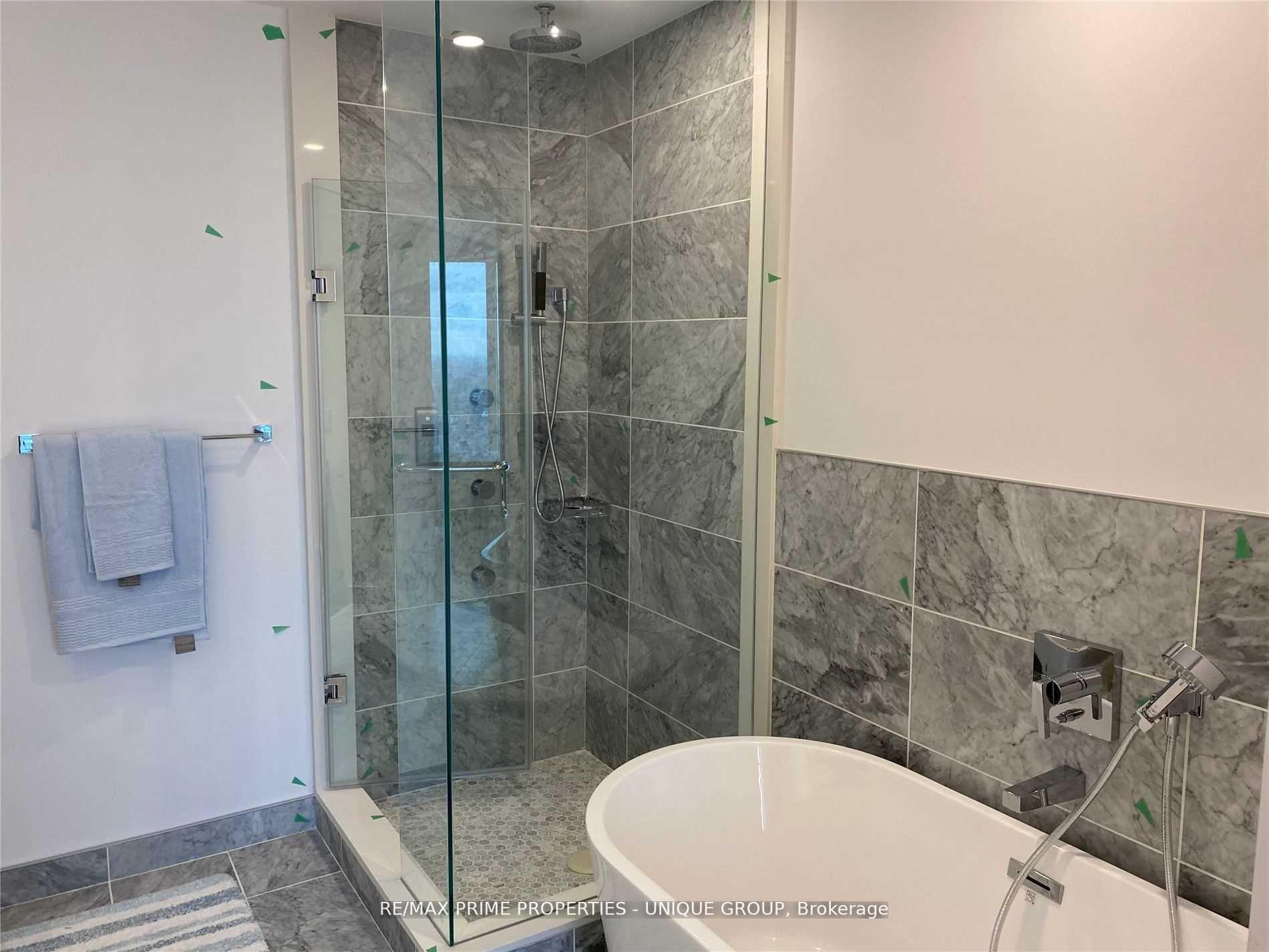 Photo 26 of Unit 3716, 488 University Avenue, Toronto, University — HOMEH