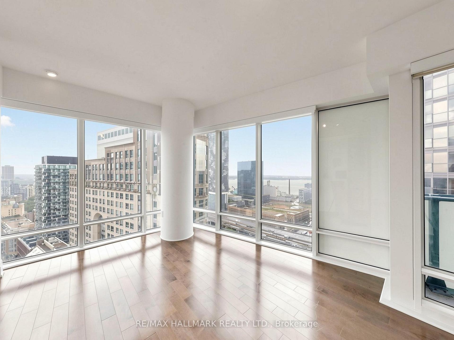 Photo 6 of Unit 2711, 8 The Esplanade Avenue, Toronto, Waterfront Communities — HOMEH
