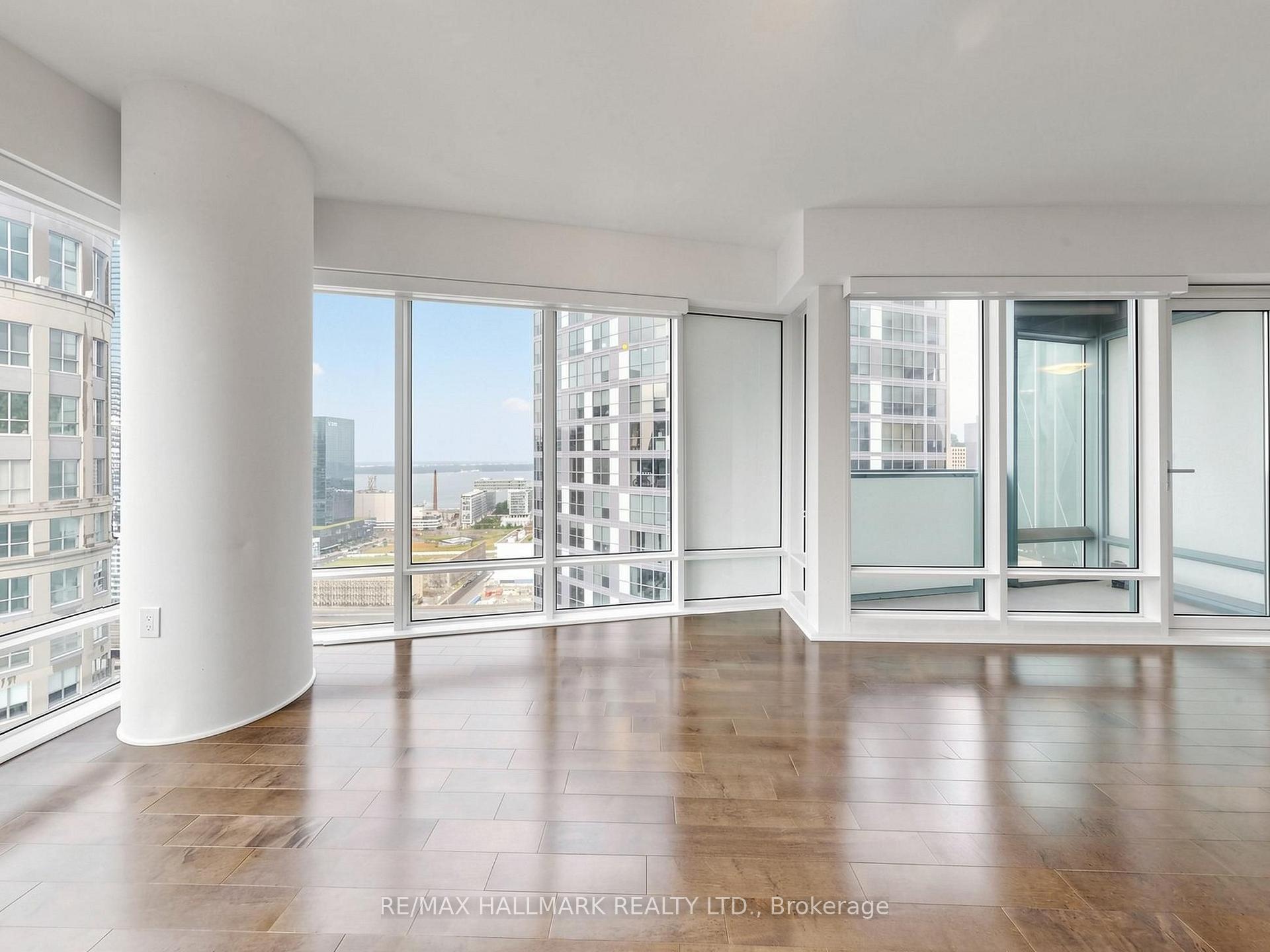 Photo 8 of Unit 2711, 8 The Esplanade Avenue, Toronto, Waterfront Communities — HOMEH