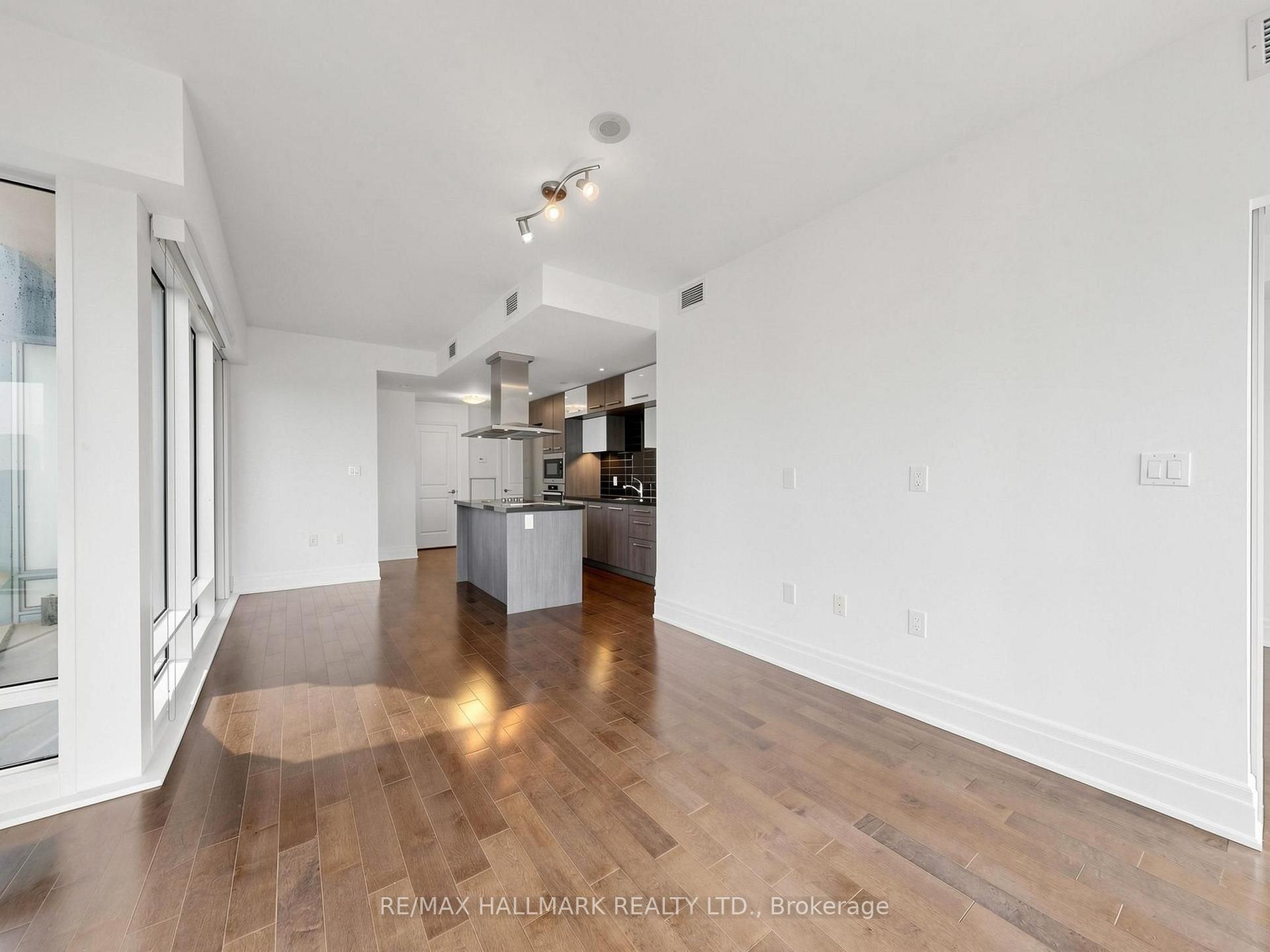 Photo 10 of Unit 2711, 8 The Esplanade Avenue, Toronto, Waterfront Communities — HOMEH