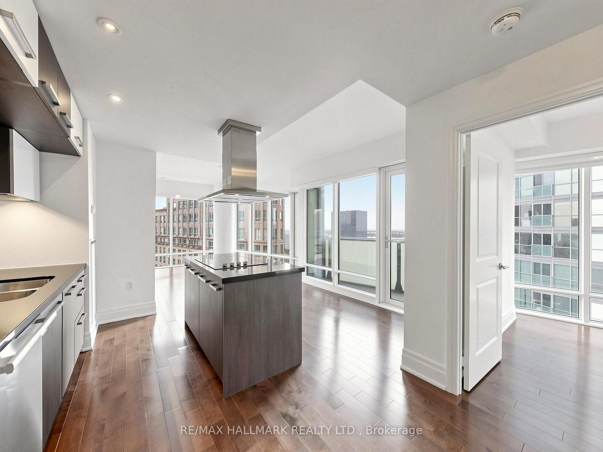 Photo 18 of Unit 2711, 8 The Esplanade Avenue, Toronto, Waterfront Communities — HOMEH
