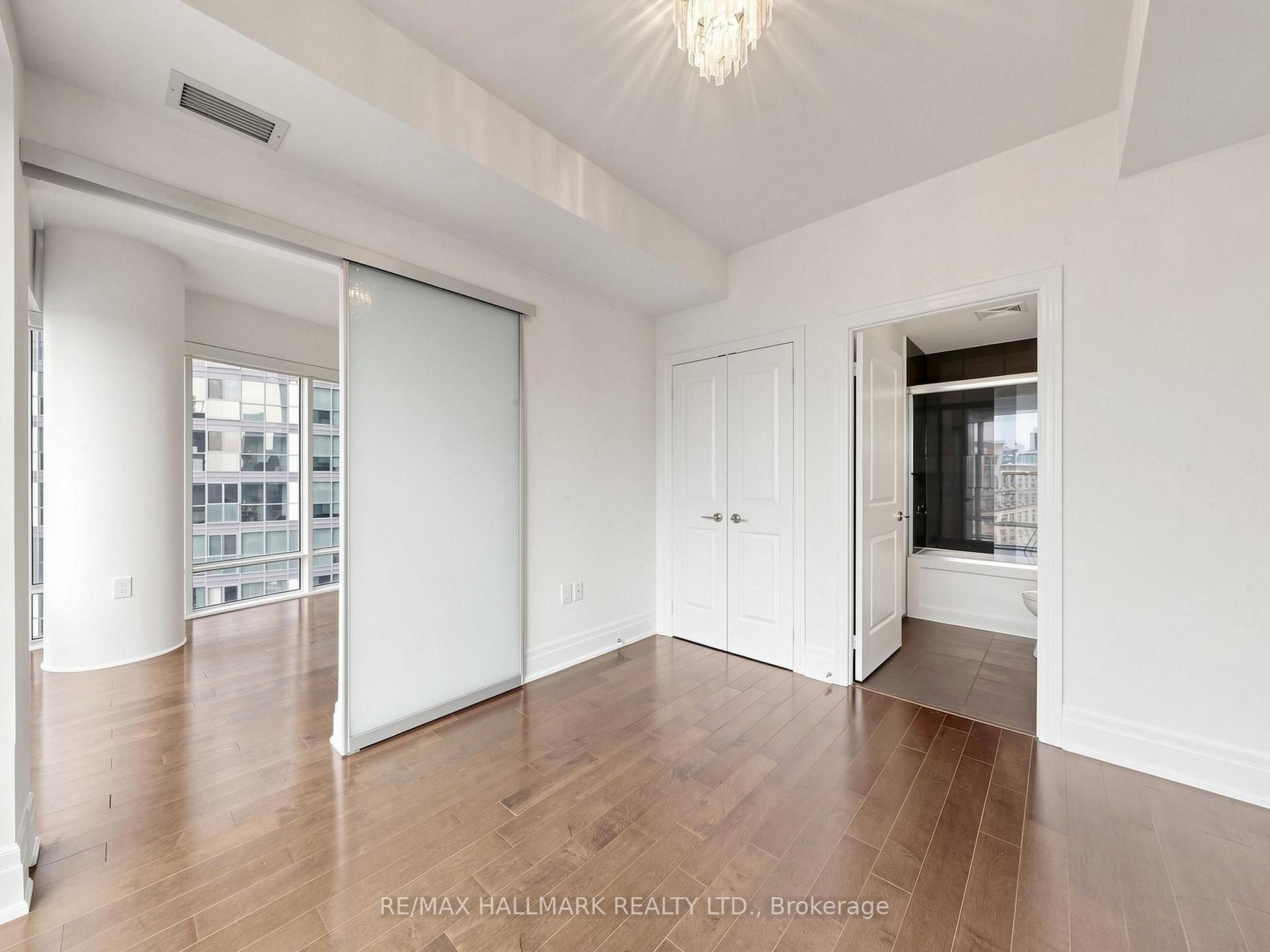 Photo 28 of Unit 2711, 8 The Esplanade Avenue, Toronto, Waterfront Communities — HOMEH