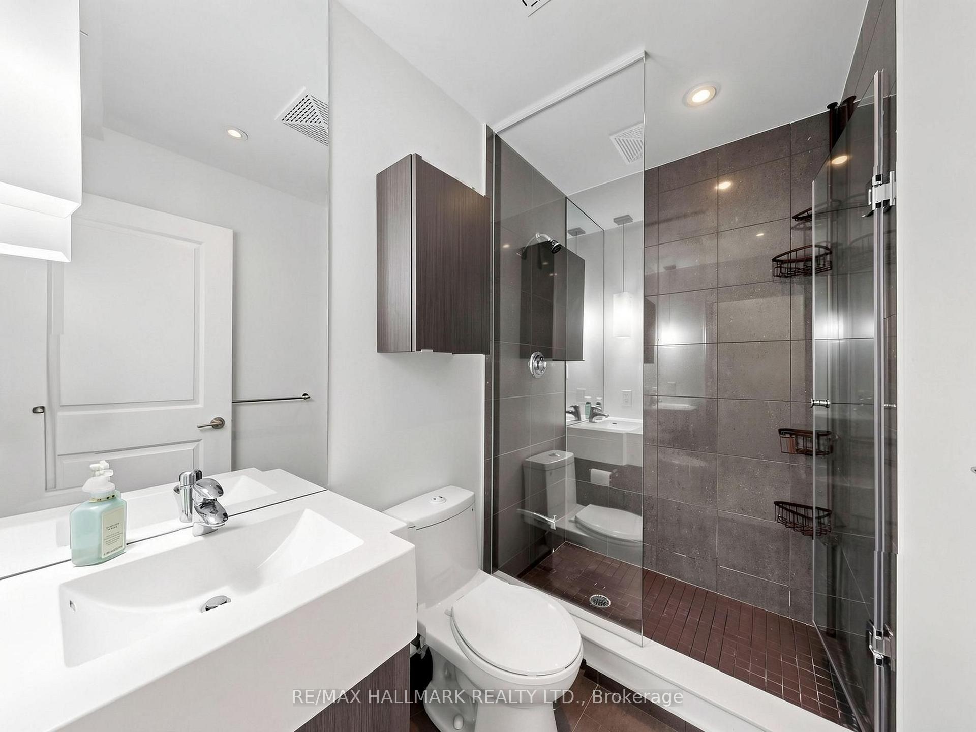 Photo 32 of Unit 2711, 8 The Esplanade Avenue, Toronto, Waterfront Communities — HOMEH
