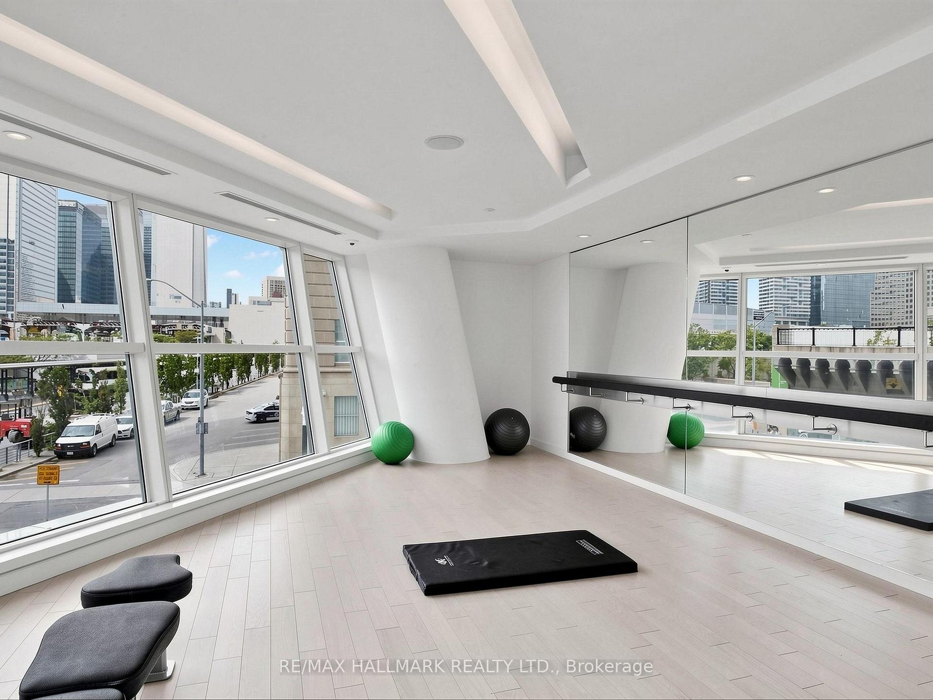 Photo 37 of Unit 2711, 8 The Esplanade Avenue, Toronto, Waterfront Communities — HOMEH