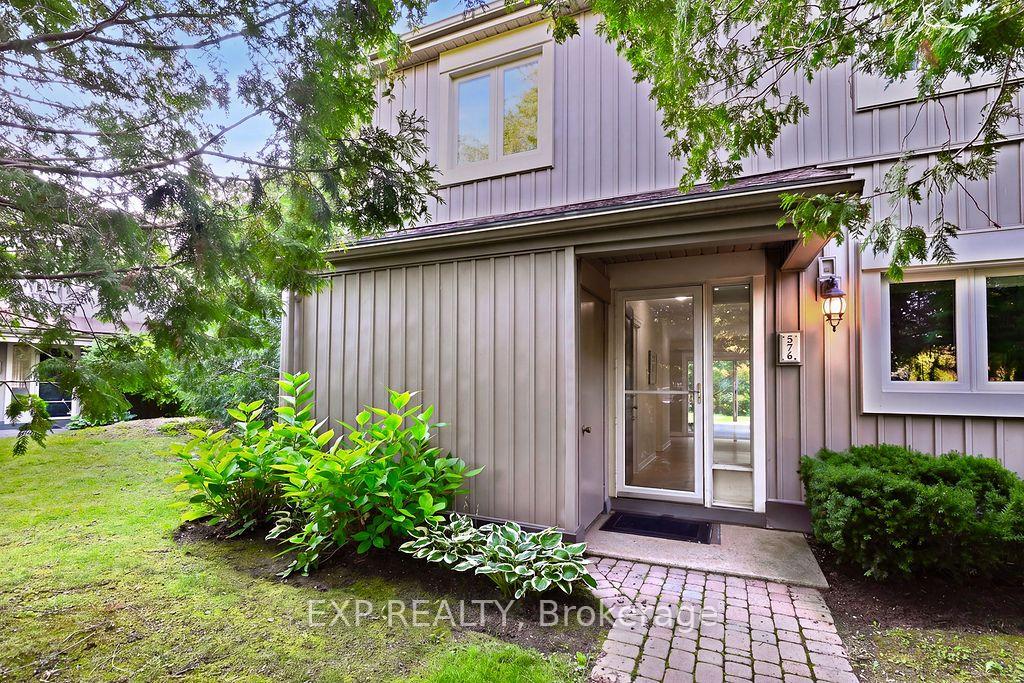 Photo 1 of 576 Oxbow Crescent, Collingwood — HOMEH