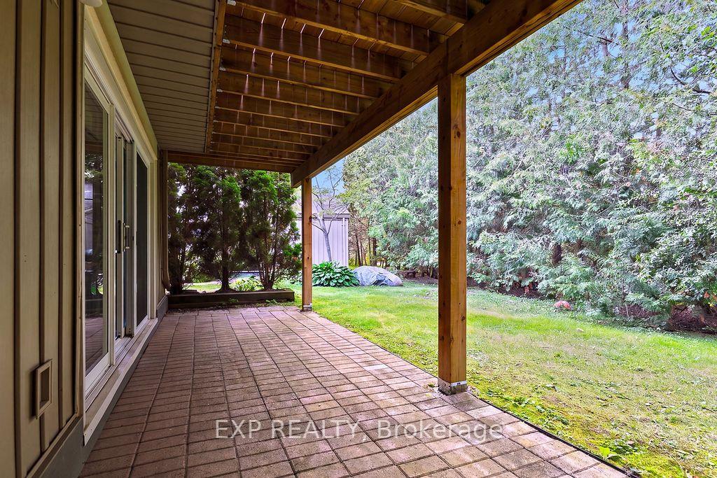 Photo 10 of 576 Oxbow Crescent, Collingwood — HOMEH