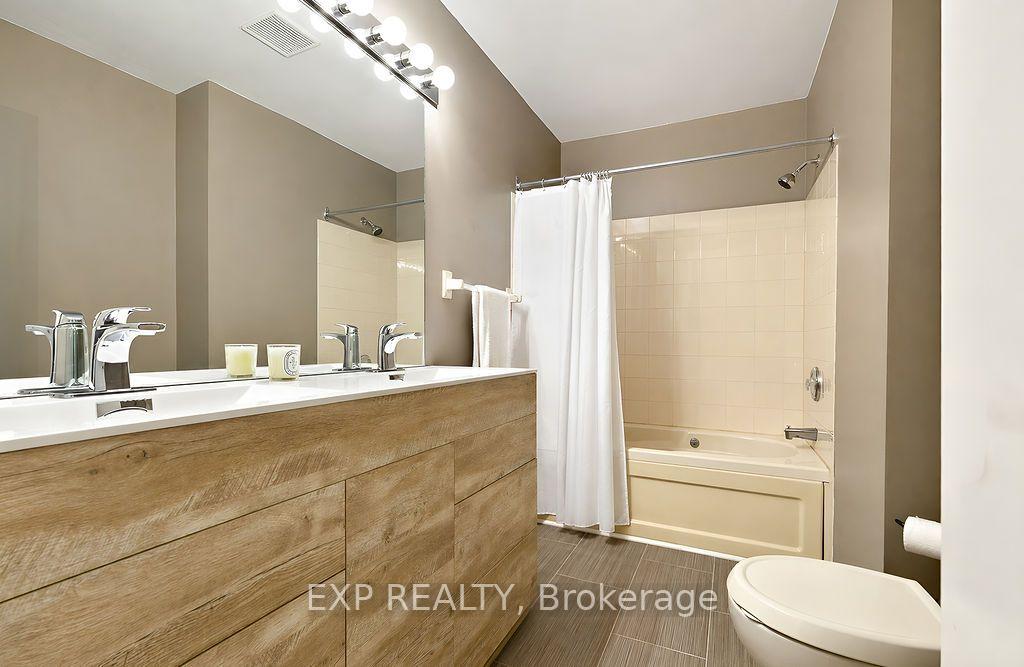 Photo 15 of 576 Oxbow Crescent, Collingwood — HOMEH