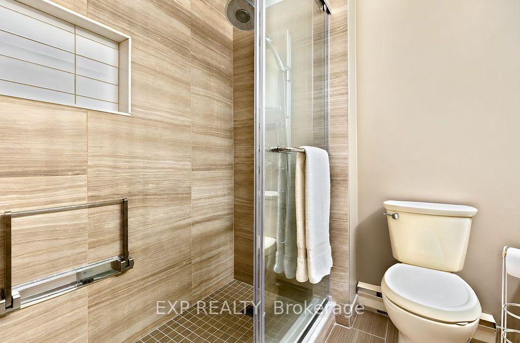 Photo 21 of 576 Oxbow Crescent, Collingwood — HOMEH