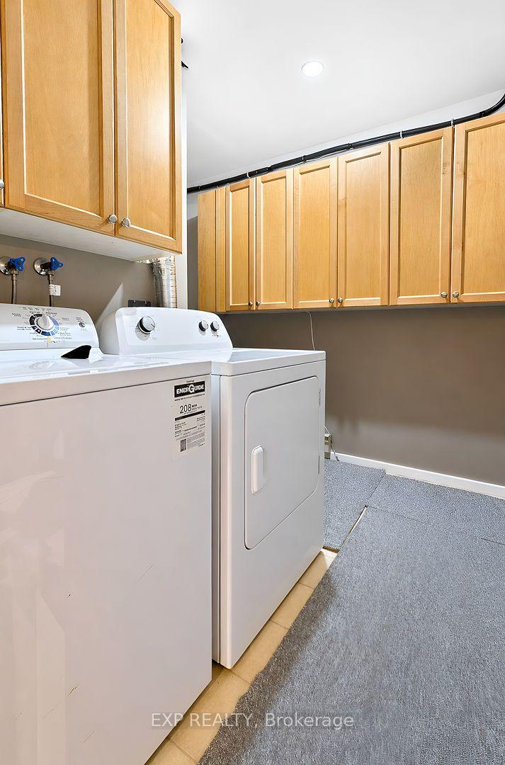 Photo 24 of 576 Oxbow Crescent, Collingwood — HOMEH
