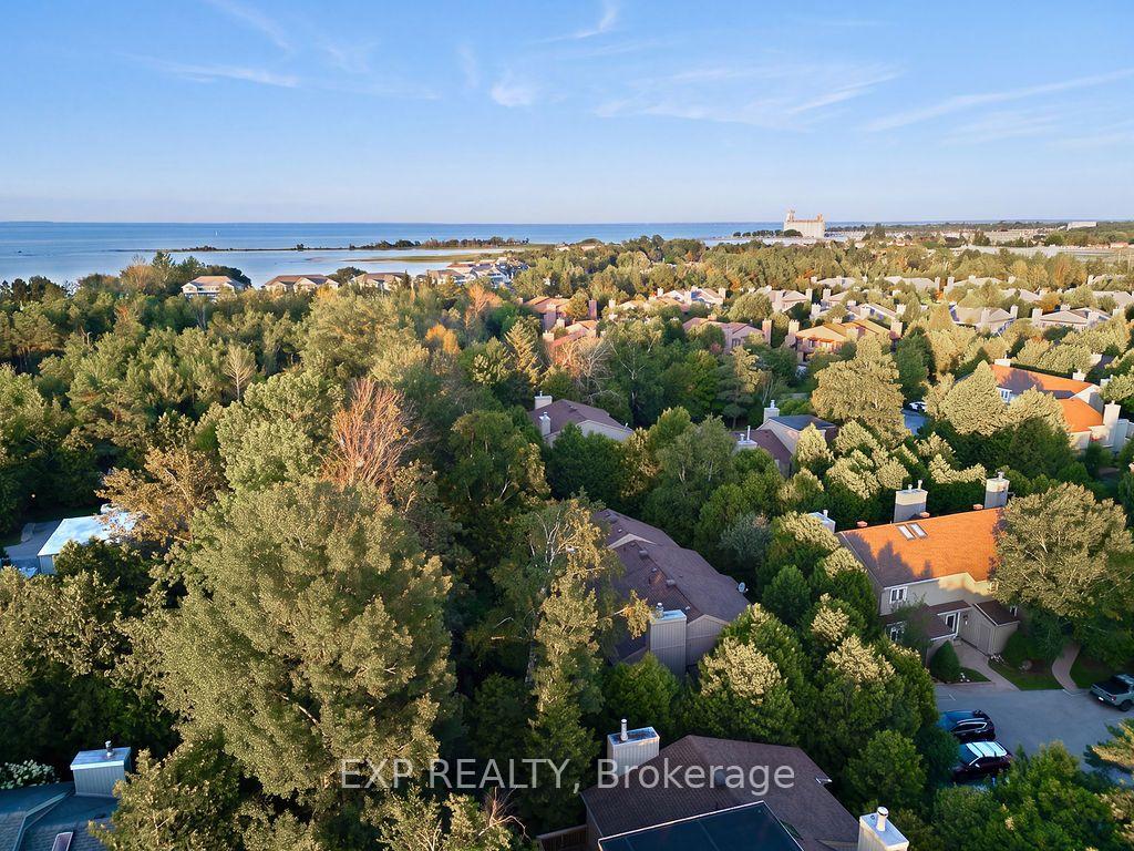 Photo 27 of 576 Oxbow Crescent, Collingwood — HOMEH