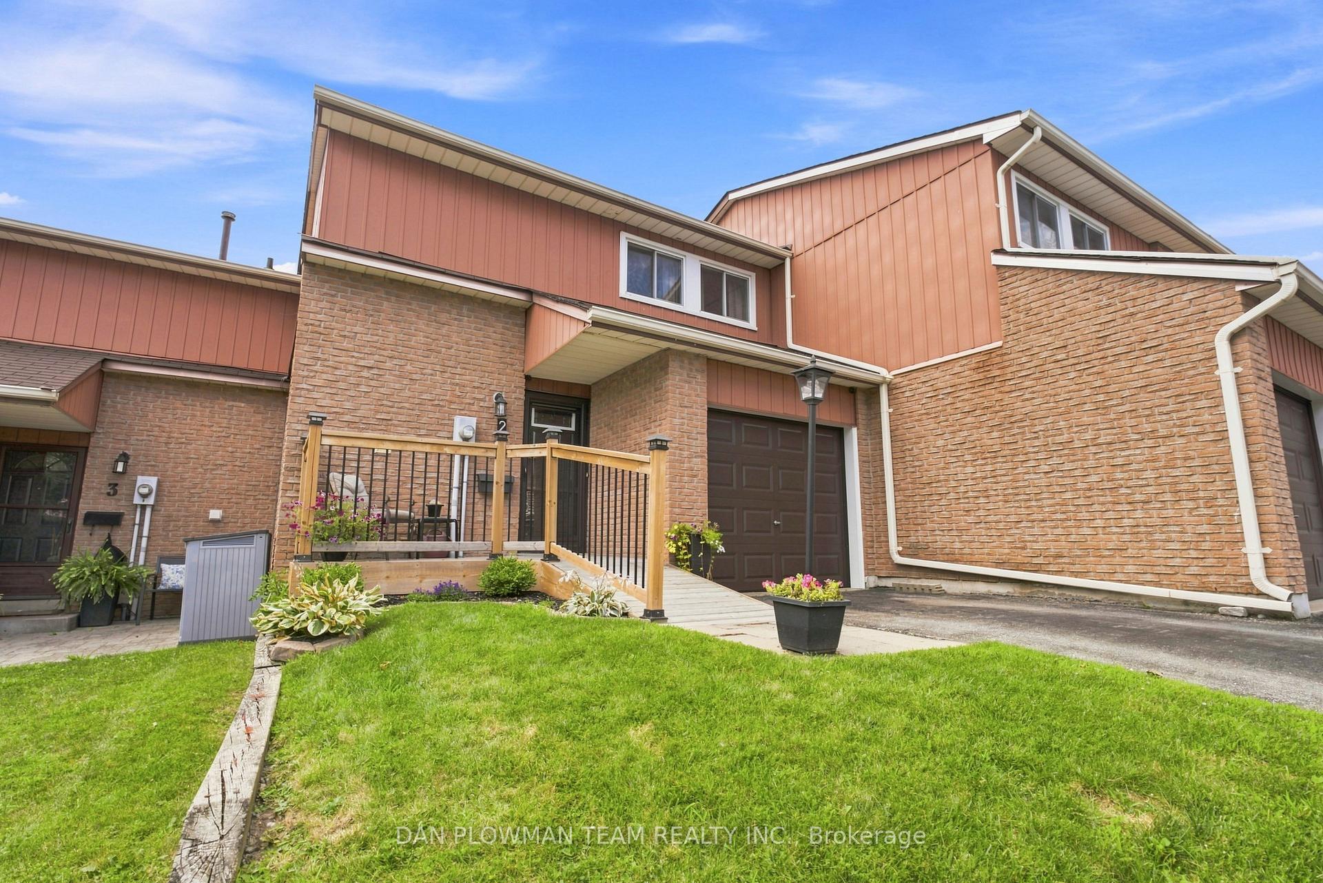 Photo 3 of Unit 2, 72 Martin Road, Clarington, Bowmanville — HOMEH
